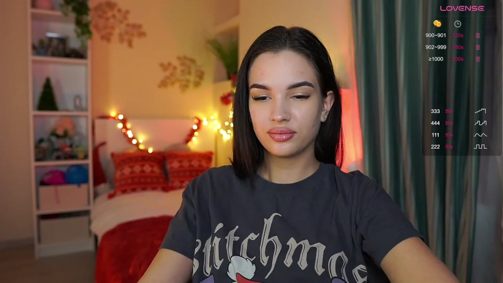 Gallery image thumbnail from Kylie_Quinn's myfreecams stream on, 12/11/2023, 24:19 image 5 of 20