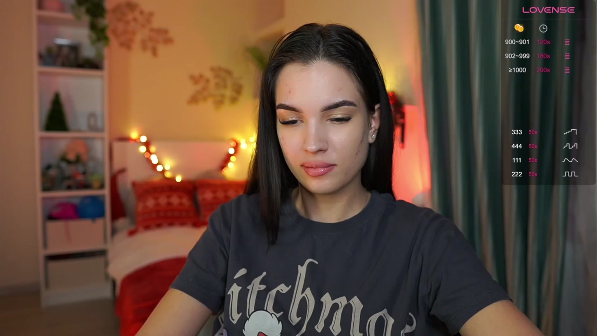 Gallery image thumbnail from Kylie_Quinn's myfreecams stream on, 12/11/2023, 24:19 image 14 of 20