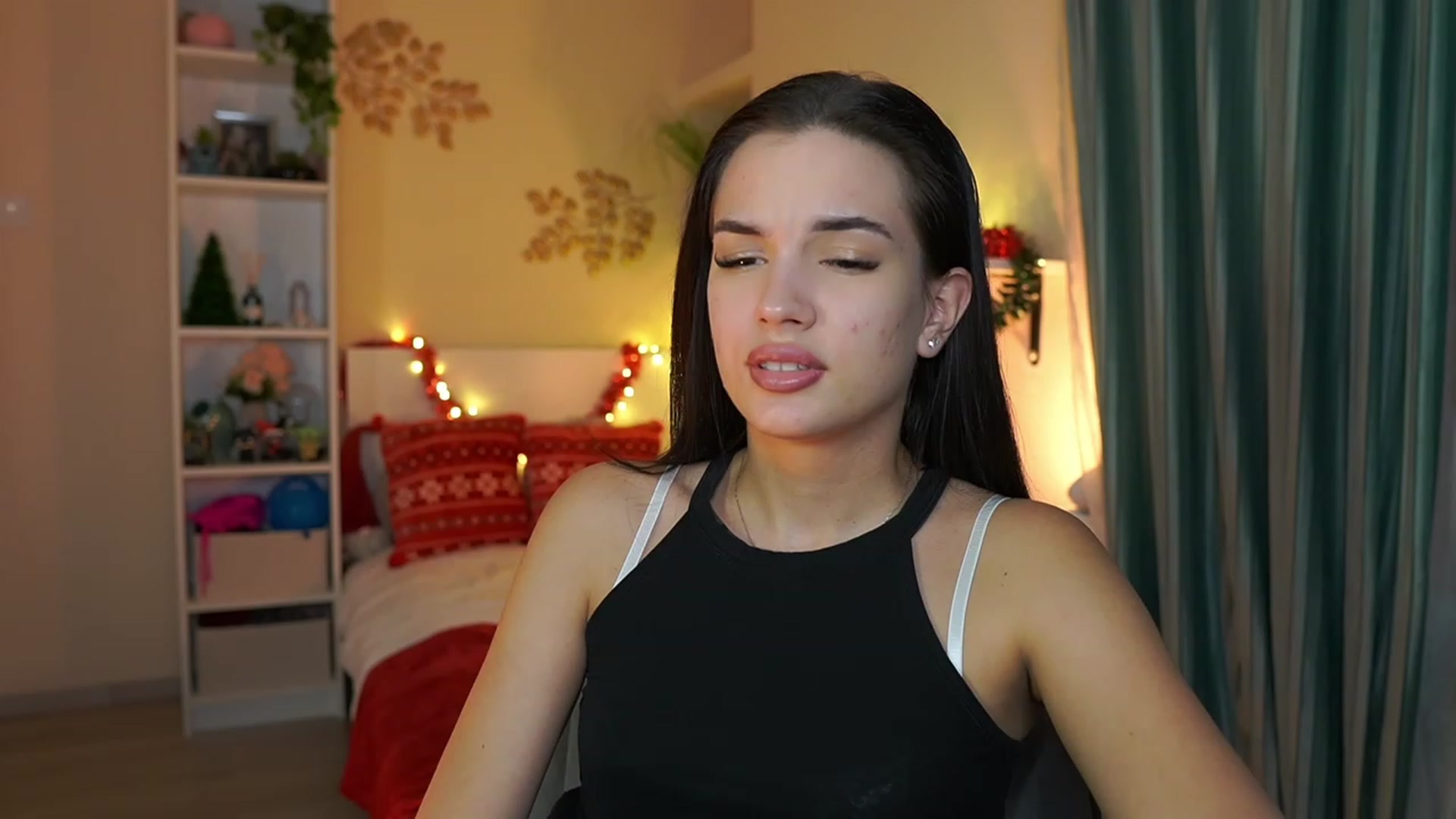 Gallery image thumbnail from Kylie_Quinn's myfreecams stream on, 12/15/2023, 23:31 image 20 of 20