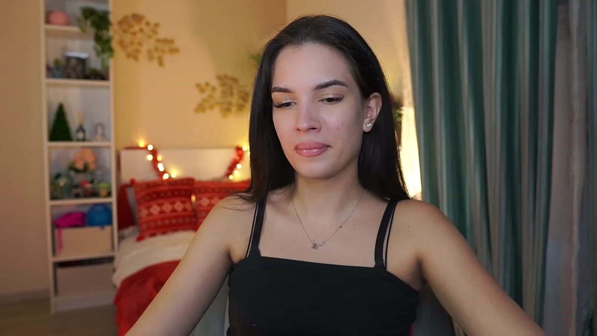Gallery image thumbnail from Kylie_Quinn's myfreecams stream on, 12/17/2023, 20:32 image 4 of 20