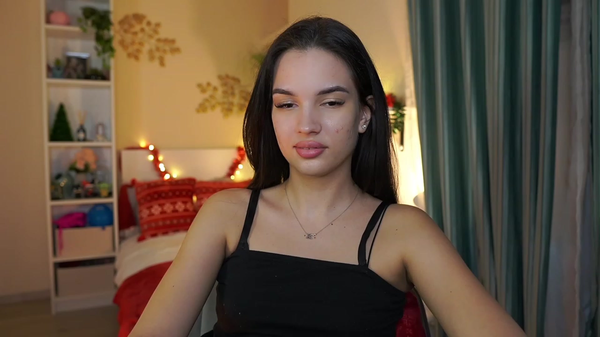 Gallery image thumbnail from Kylie_Quinn's myfreecams stream on, 12/17/2023, 20:32 image 16 of 20