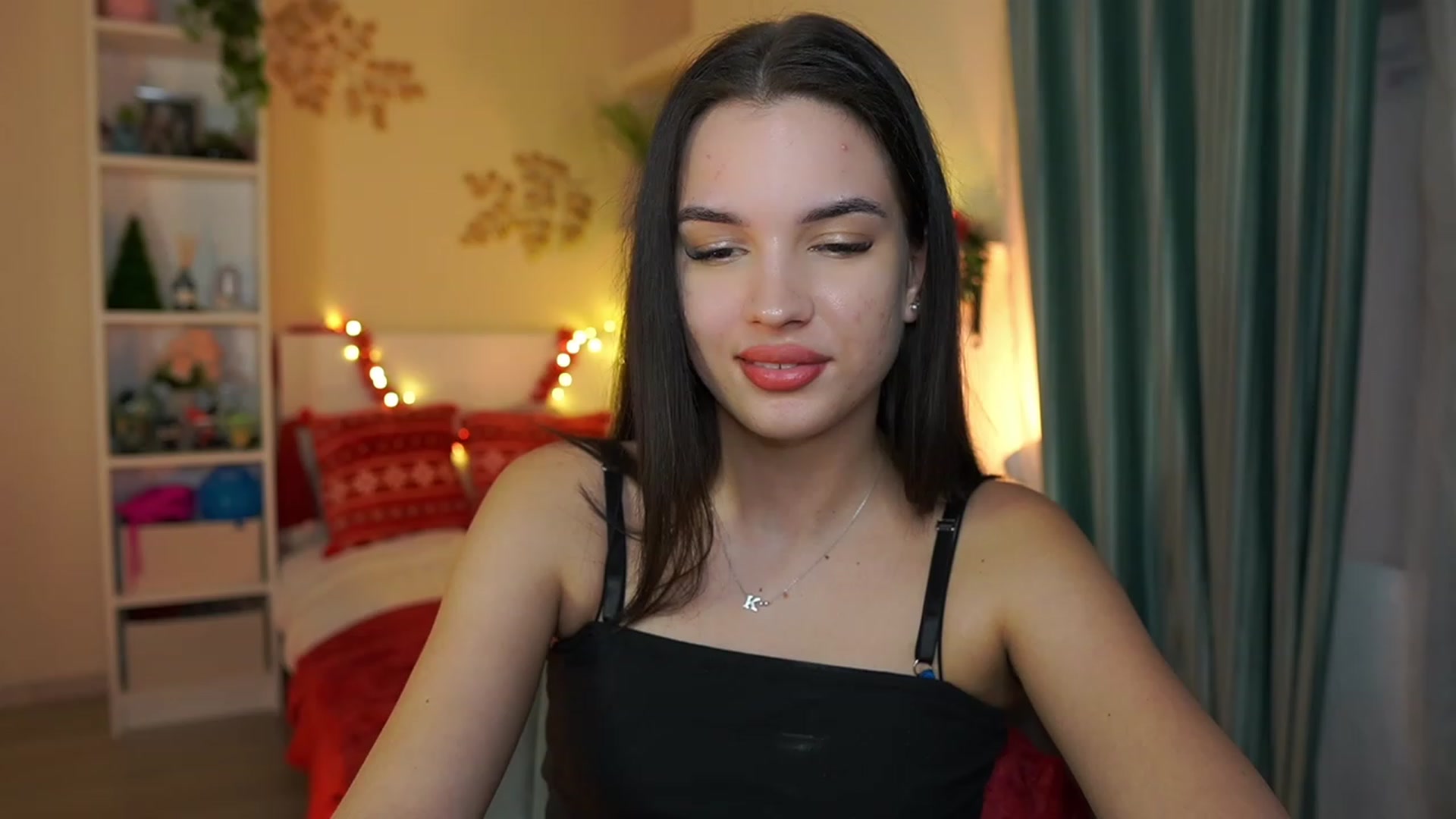 Gallery image thumbnail from Kylie_Quinn's myfreecams stream on, 12/19/2023, 23:34 image 1 of 20
