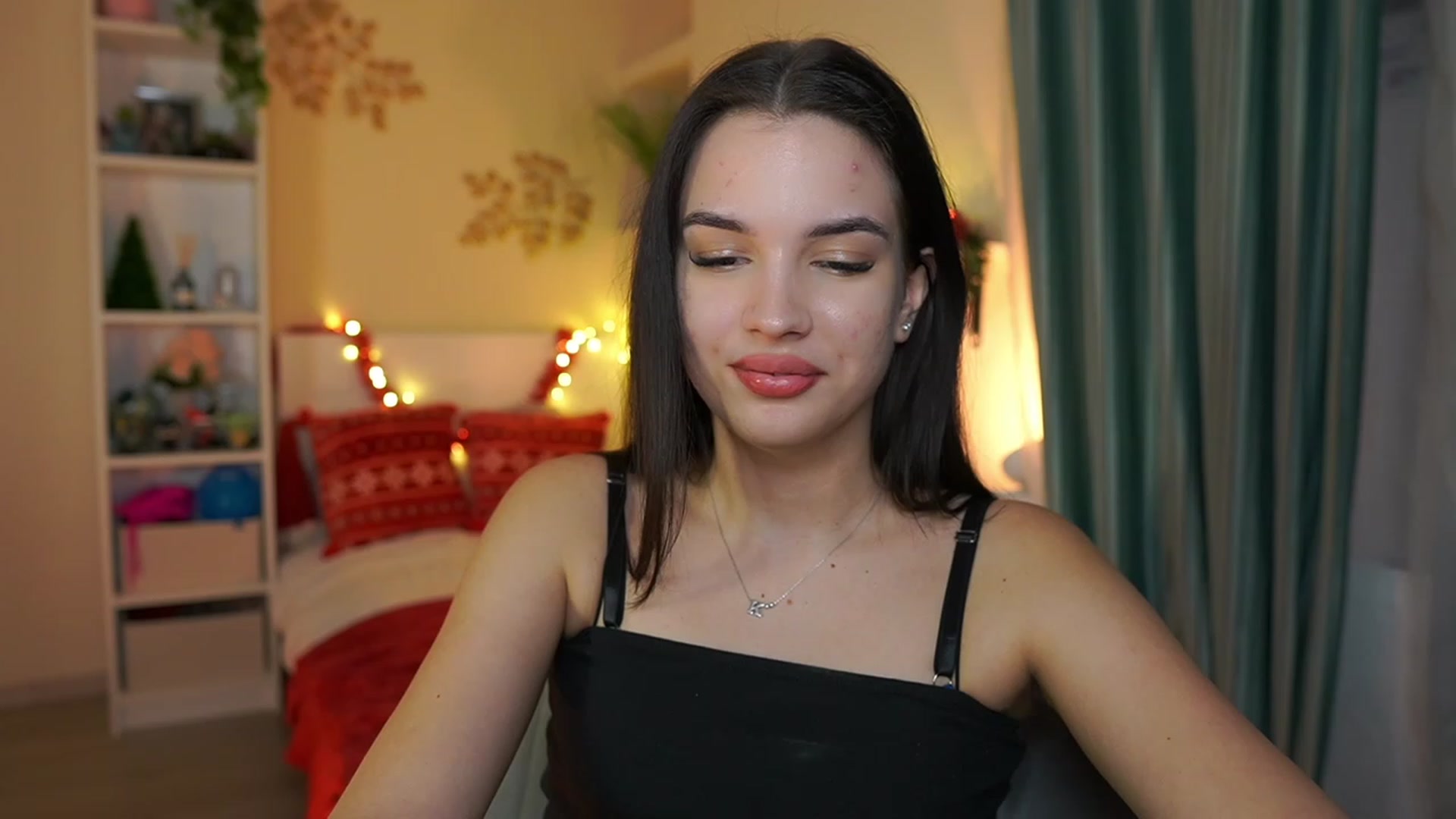 Gallery image thumbnail from Kylie_Quinn's myfreecams stream on, 12/19/2023, 23:34 image 8 of 20