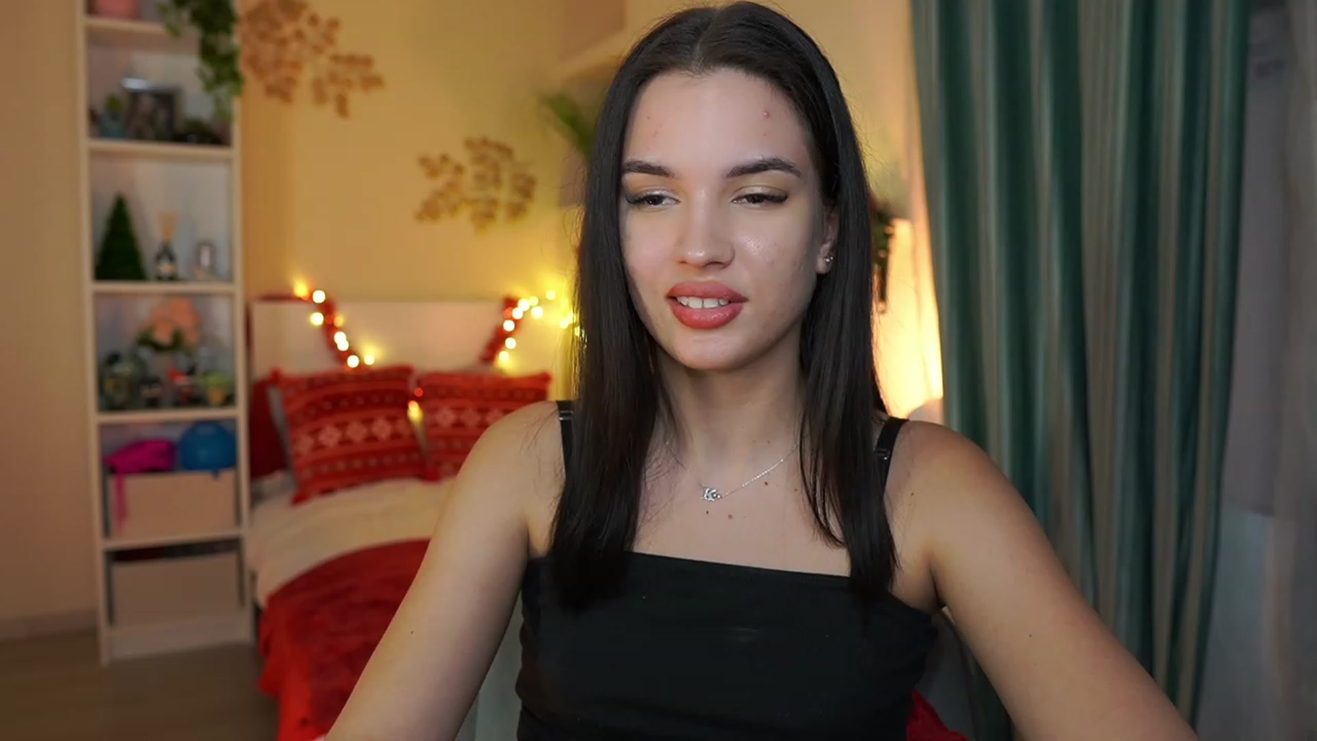 Gallery image thumbnail from Kylie_Quinn's myfreecams stream on, 12/19/2023, 23:34 image 17 of 20