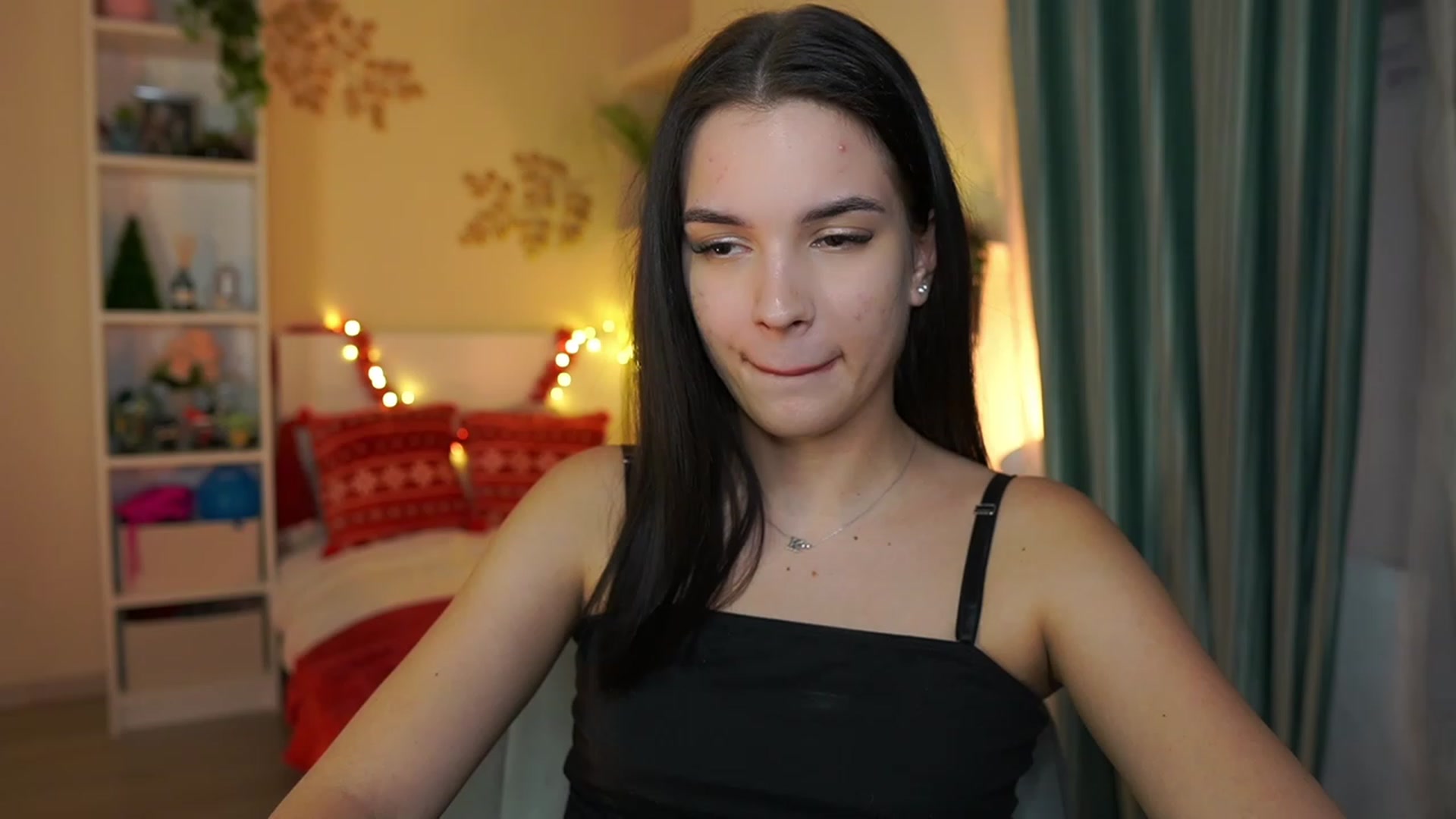 Gallery image thumbnail from Kylie_Quinn's myfreecams stream on, 12/19/2023, 23:34 image 20 of 20