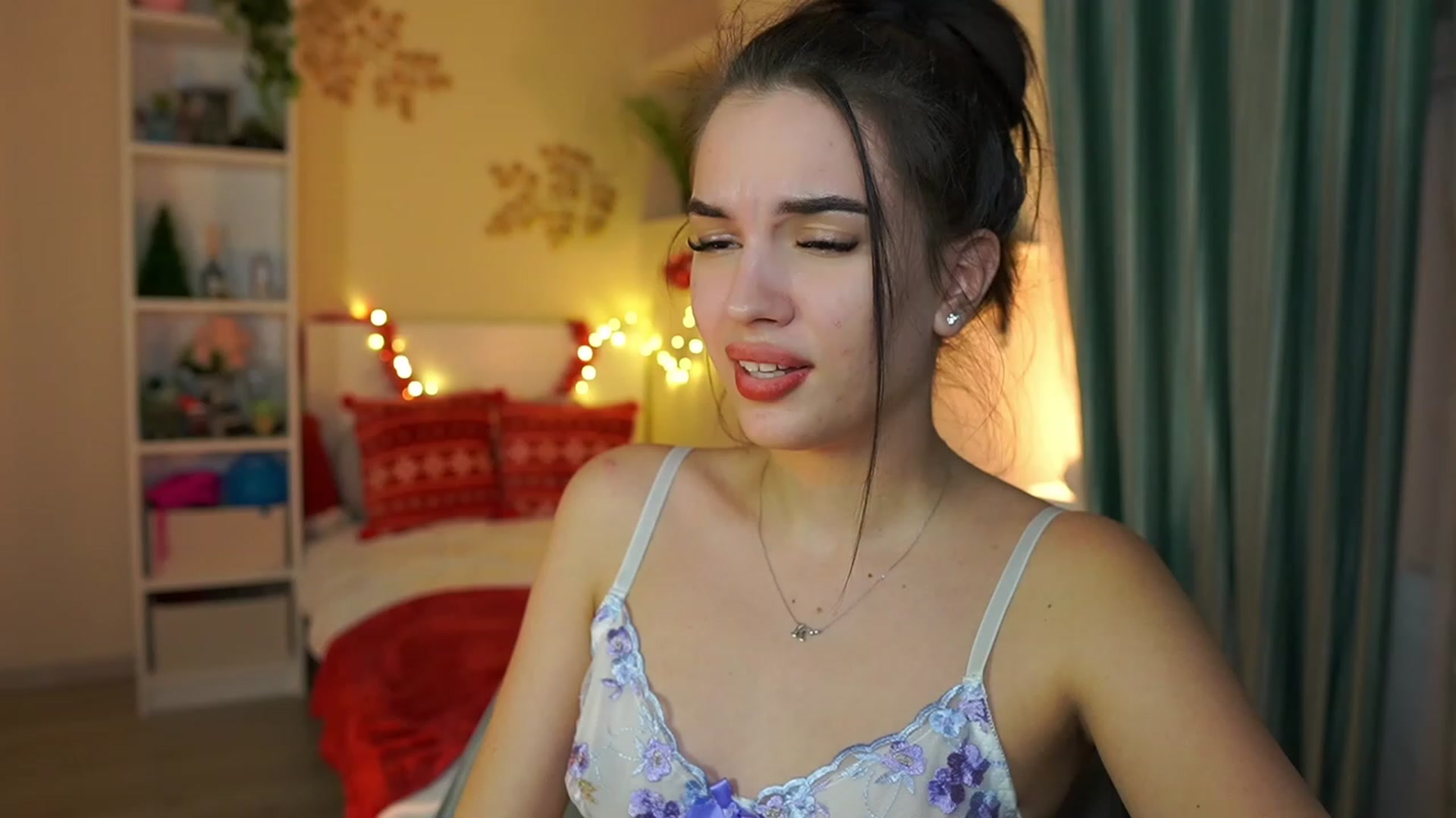 Gallery image thumbnail from Kylie_Quinn's myfreecams stream on, 12/23/2023, 04:23 image 5 of 20