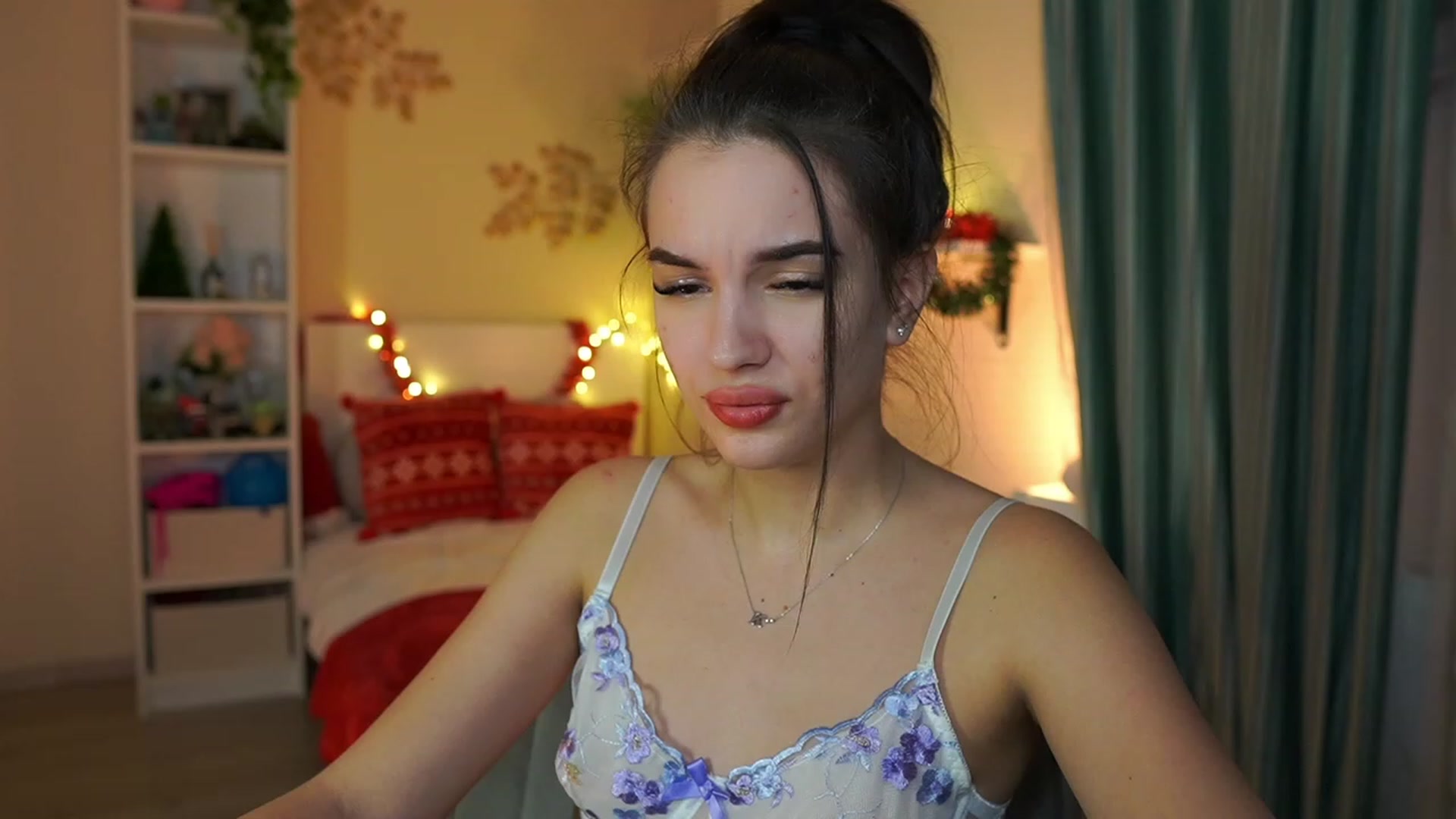Gallery image thumbnail from Kylie_Quinn's myfreecams stream on, 12/23/2023, 04:23 image 9 of 20