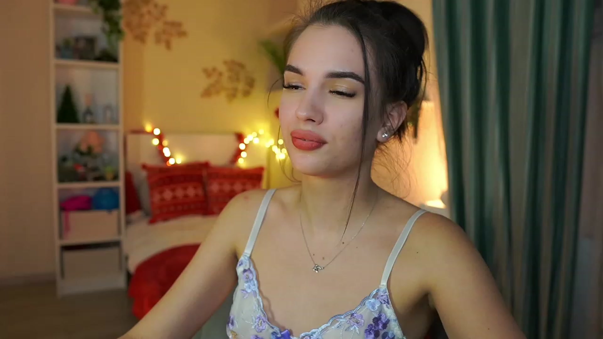 Gallery image thumbnail from Kylie_Quinn's myfreecams stream on, 12/23/2023, 04:23 image 4 of 20