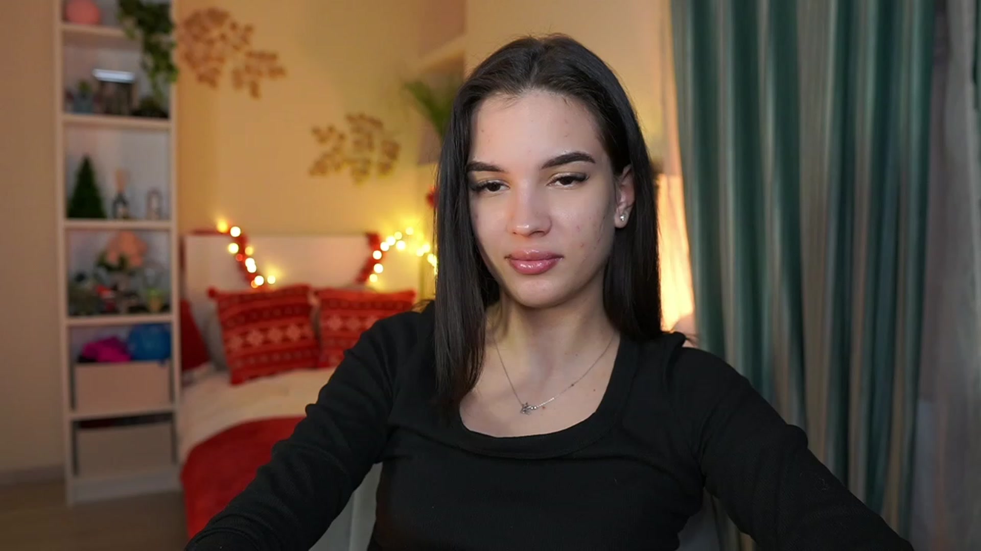 Gallery image thumbnail from Kylie_Quinn's myfreecams stream on, 12/24/2023, 24:06 image 13 of 20