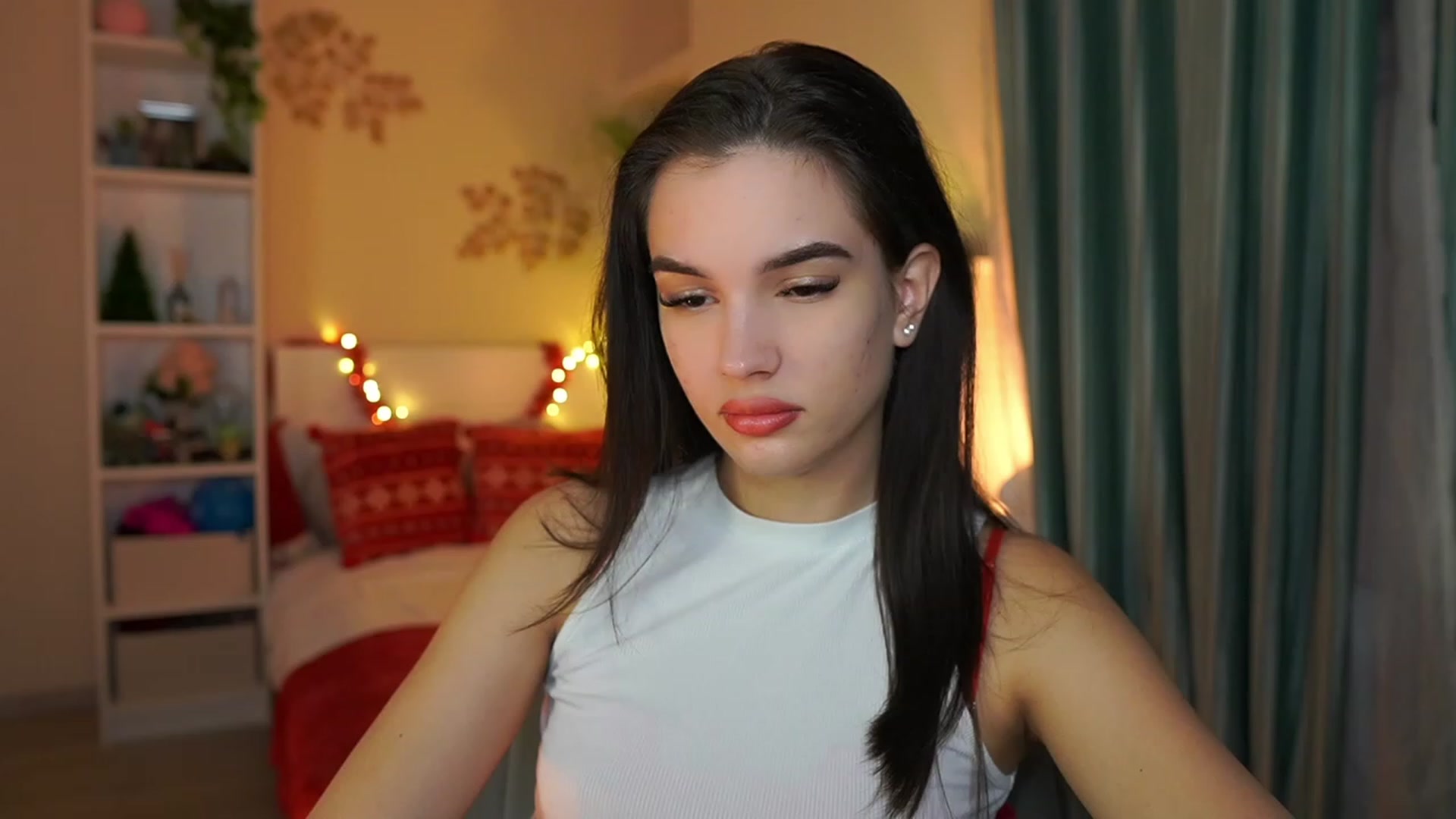 Gallery image thumbnail from Kylie_Quinn's myfreecams stream on, 12/26/2023, 19:40 image 8 of 20