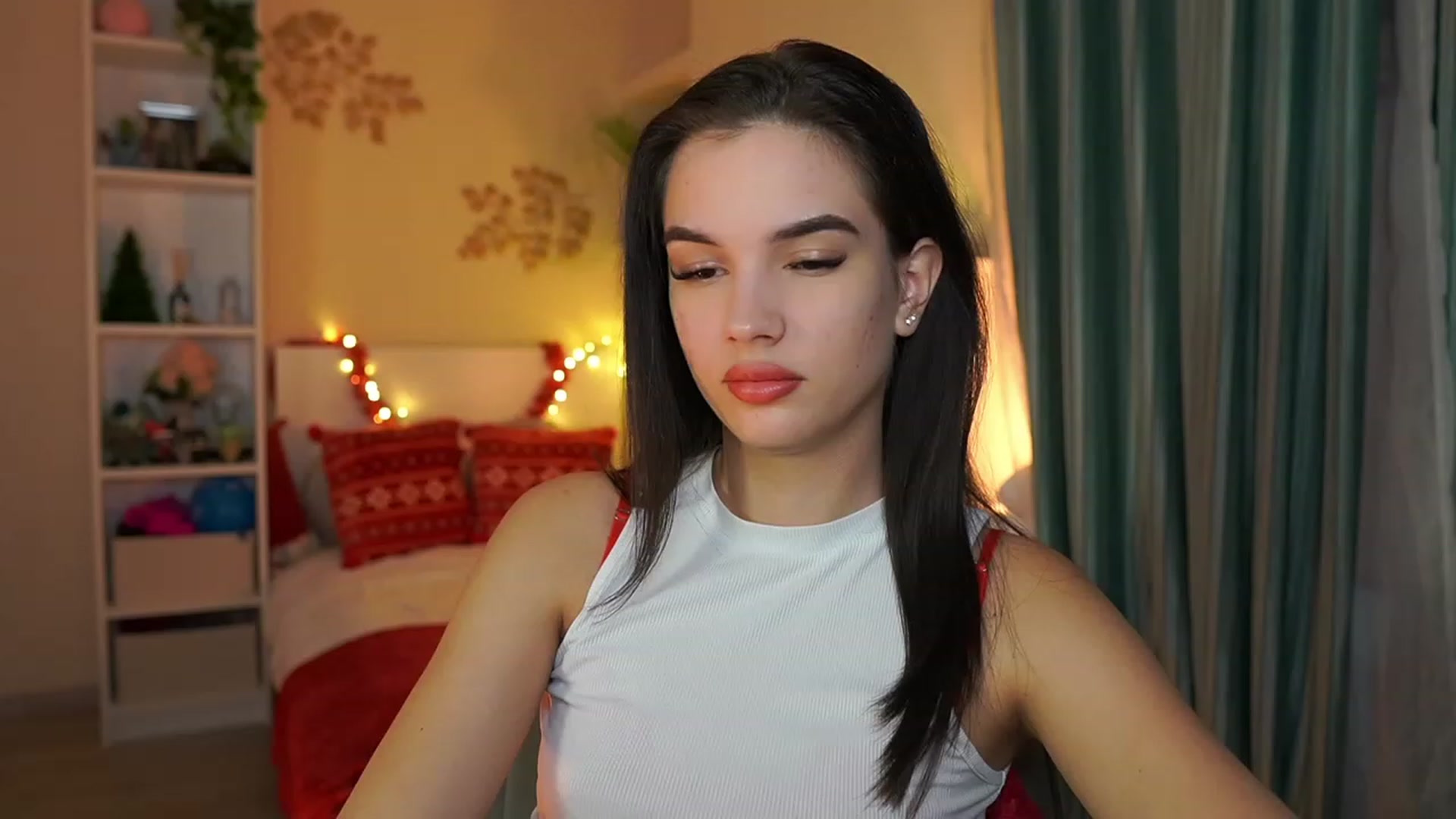Gallery image thumbnail from Kylie_Quinn's myfreecams stream on, 12/26/2023, 19:40 image 19 of 20
