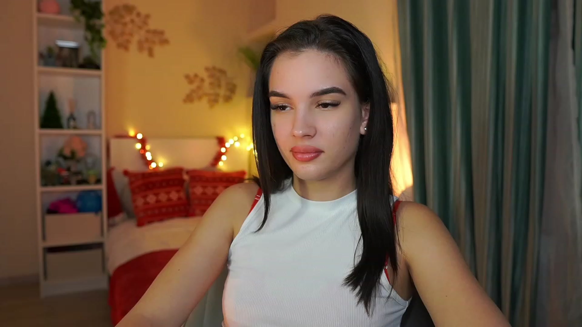 Gallery image thumbnail from Kylie_Quinn's myfreecams stream on, 12/26/2023, 21:02 image 19 of 20