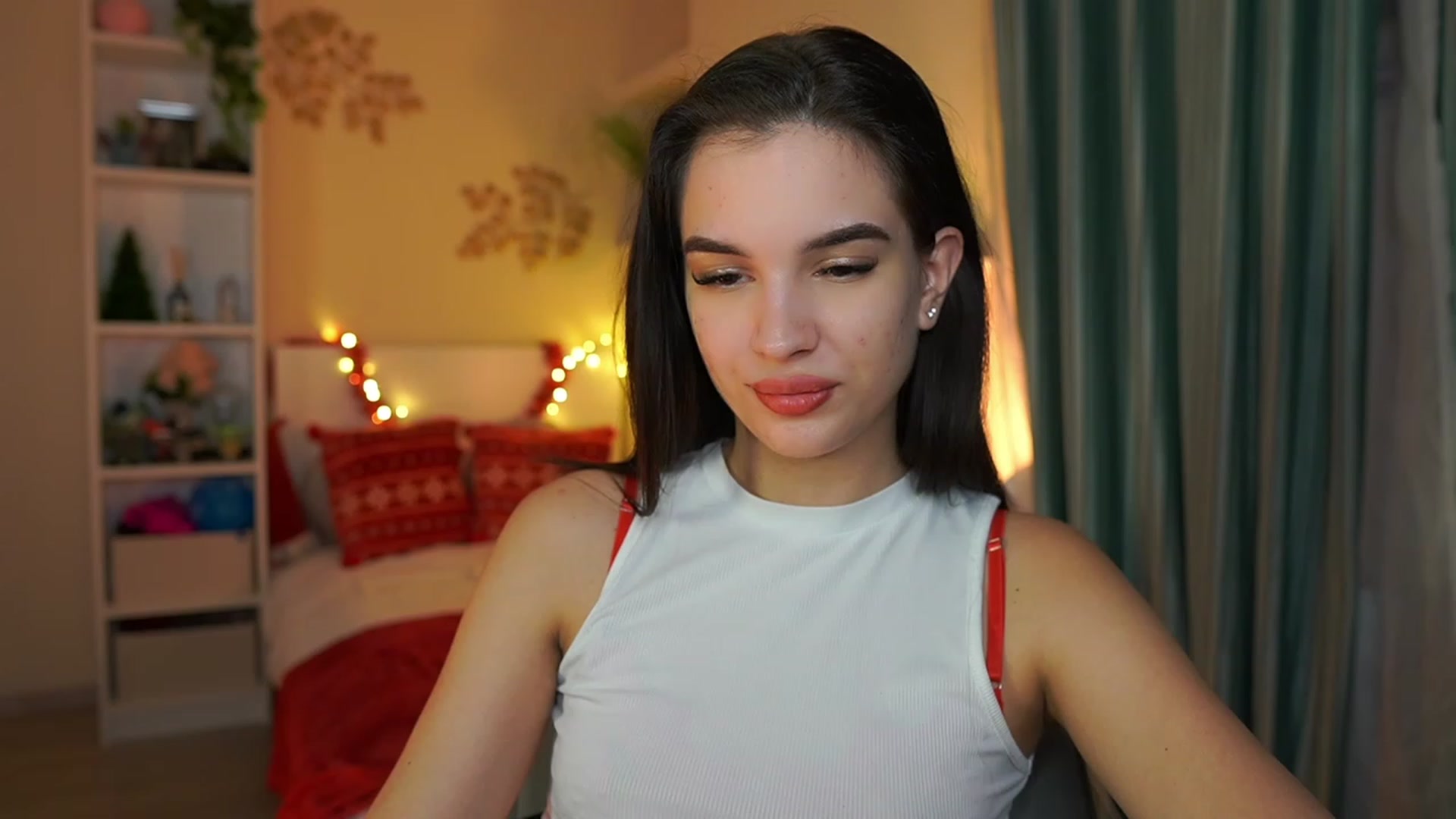 Gallery image thumbnail from Kylie_Quinn's myfreecams stream on, 12/26/2023, 22:56 image 15 of 20