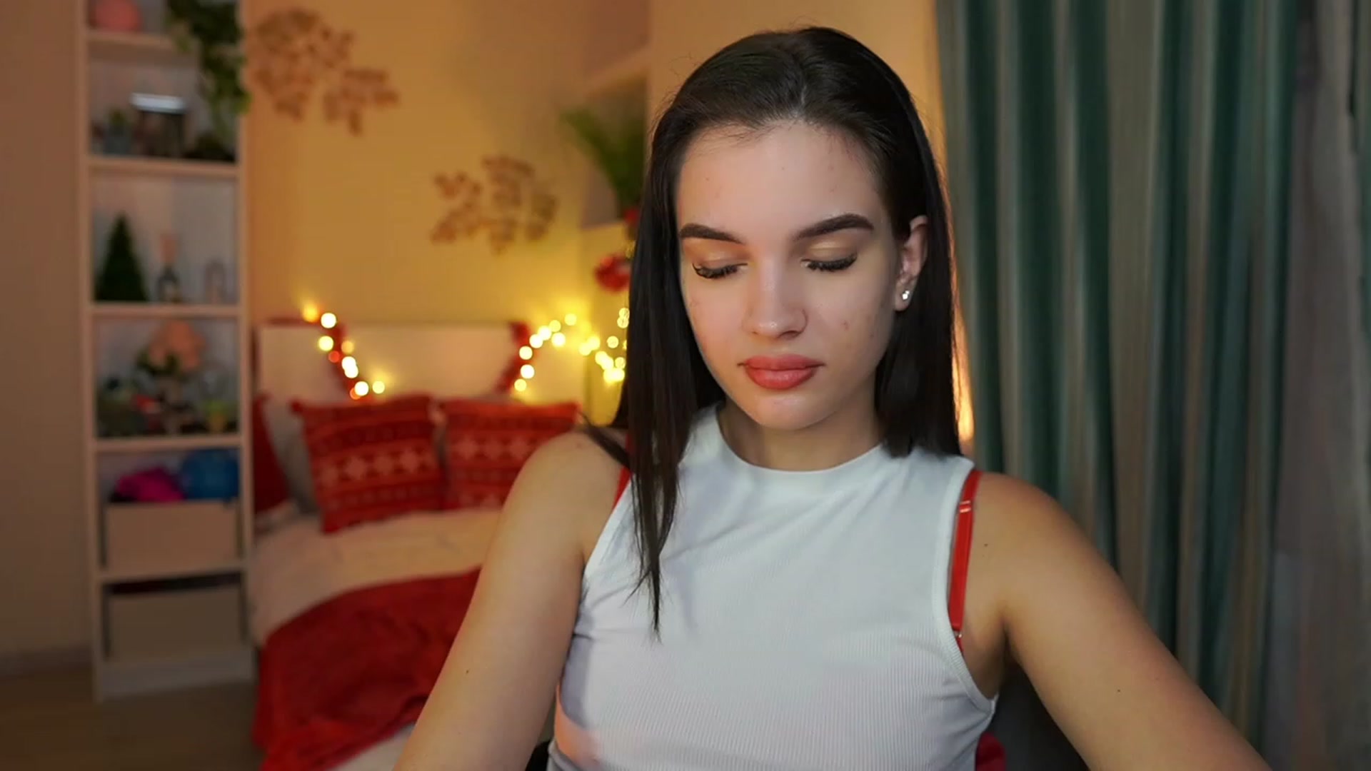 Gallery image thumbnail from Kylie_Quinn's myfreecams stream on, 12/26/2023, 22:56 image 18 of 20