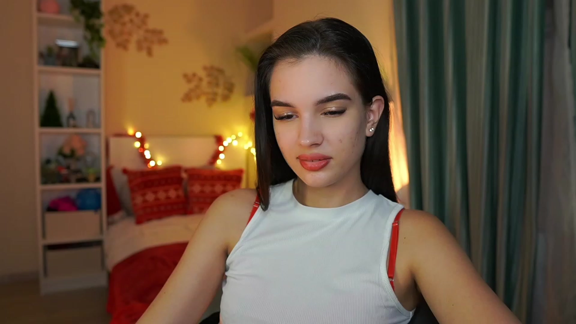 Gallery image thumbnail from Kylie_Quinn's myfreecams stream on, 12/26/2023, 22:56 image 12 of 20
