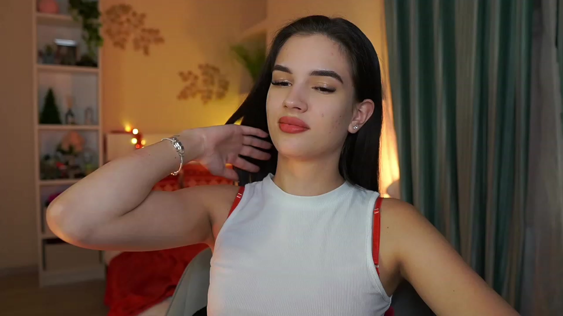 Gallery image thumbnail from Kylie_Quinn's myfreecams stream on, 12/26/2023, 22:56 image 6 of 20