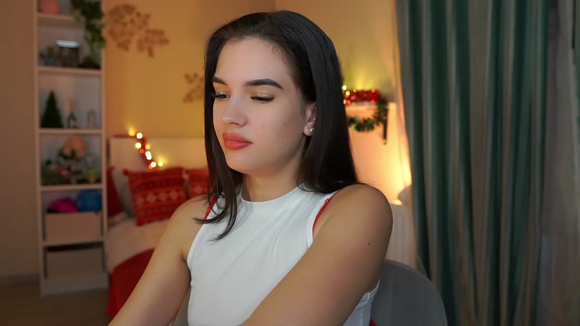 Gallery image thumbnail from Kylie_Quinn's myfreecams stream on, 12/26/2023, 22:56 image 5 of 20