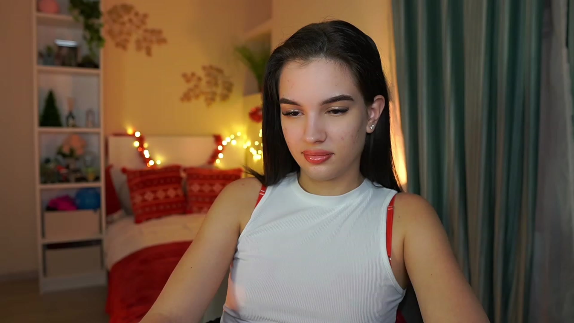 Gallery image thumbnail from Kylie_Quinn's myfreecams stream on, 12/26/2023, 23:54 image 14 of 20