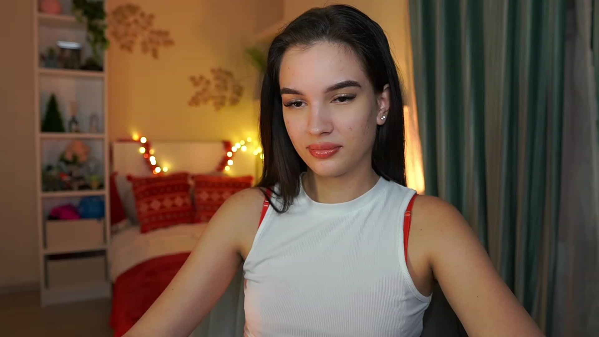 Gallery image thumbnail from Kylie_Quinn's myfreecams stream on, 12/26/2023, 23:54 image 16 of 20