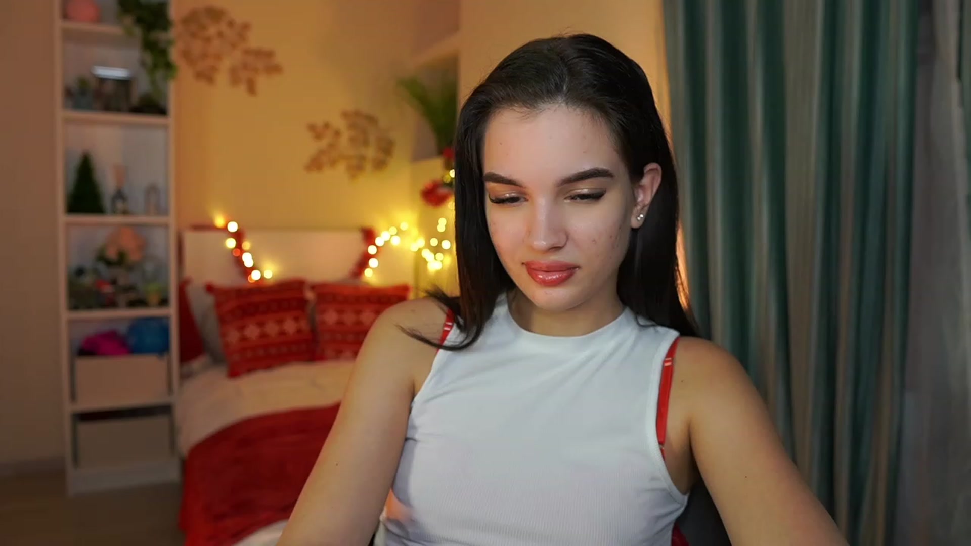 Gallery image thumbnail from Kylie_Quinn's myfreecams stream on, 12/26/2023, 23:54 image 15 of 20