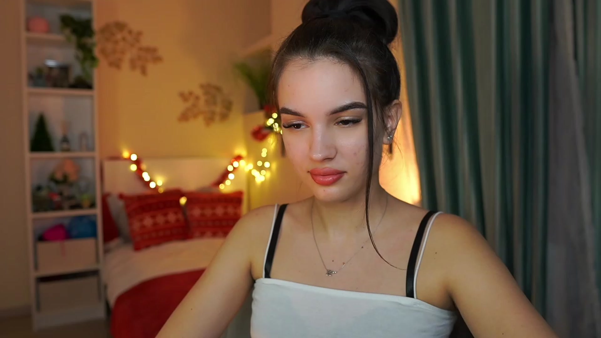 Gallery image thumbnail from Kylie_Quinn's myfreecams stream on, 12/29/2023, 20:10 image 20 of 20
