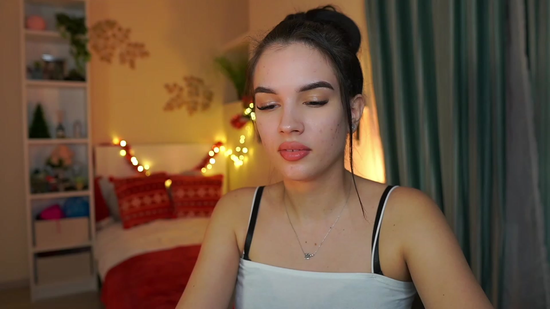 Gallery image thumbnail from Kylie_Quinn's myfreecams stream on, 12/29/2023, 22:11 image 3 of 20