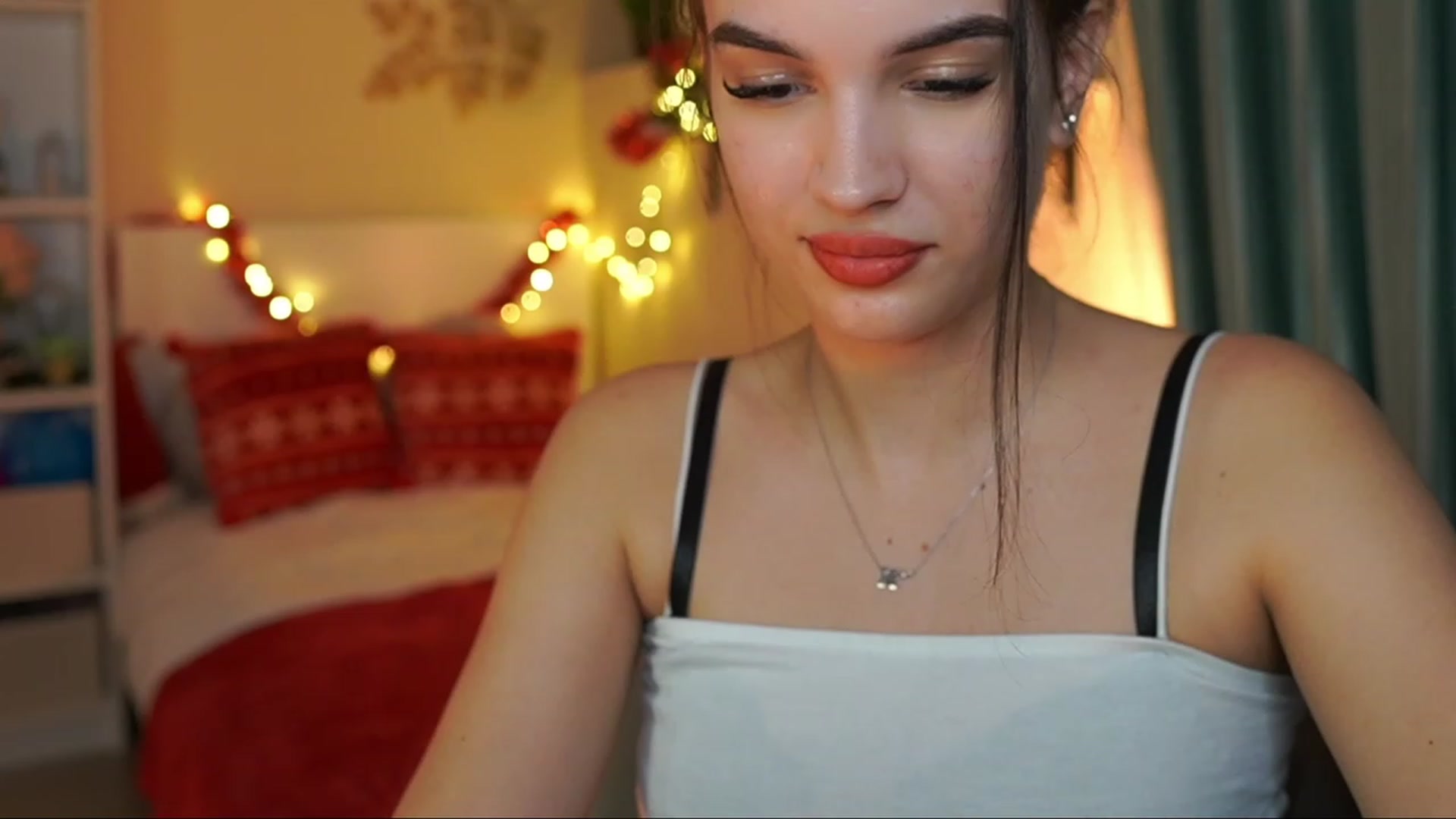 Gallery image thumbnail from Kylie_Quinn's myfreecams stream on, 12/29/2023, 22:32 image 10 of 20