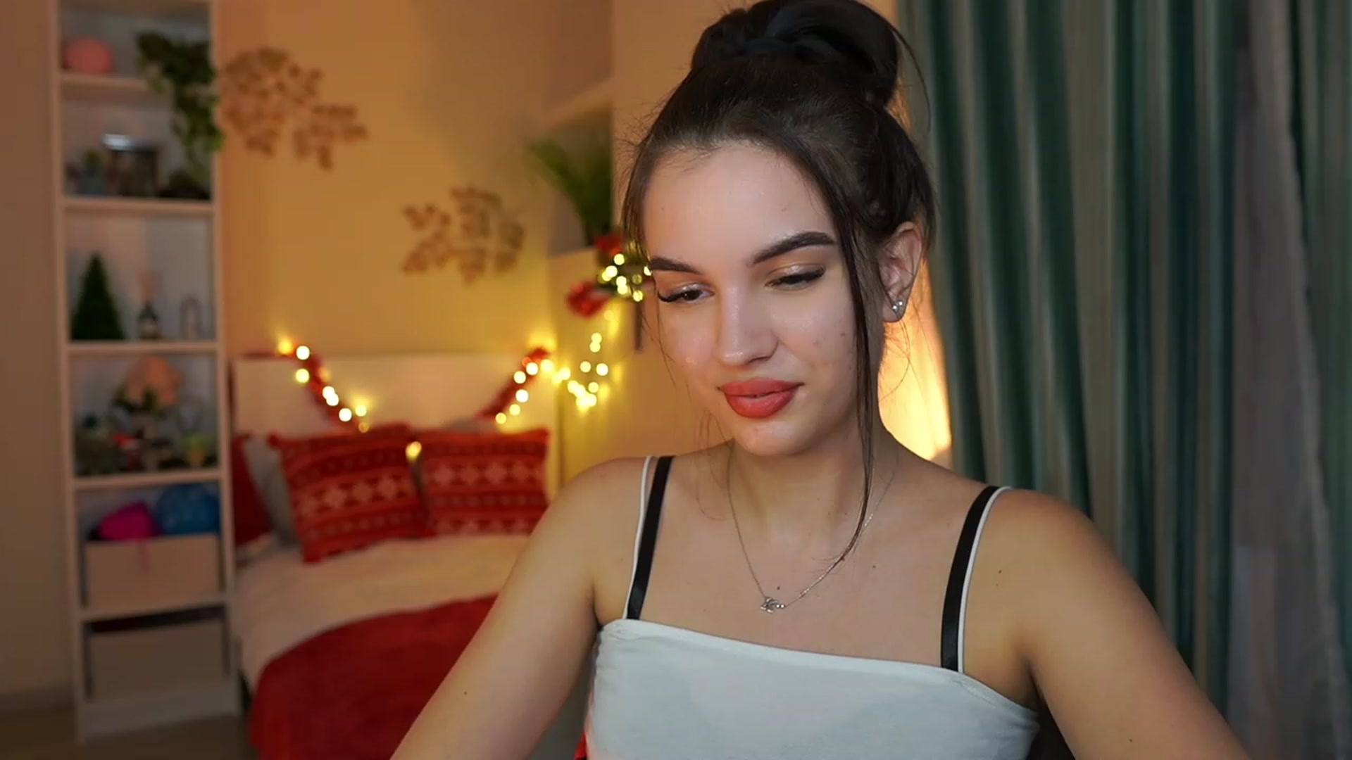 Gallery image thumbnail from Kylie_Quinn's myfreecams stream on, 12/29/2023, 22:46 image 6 of 20