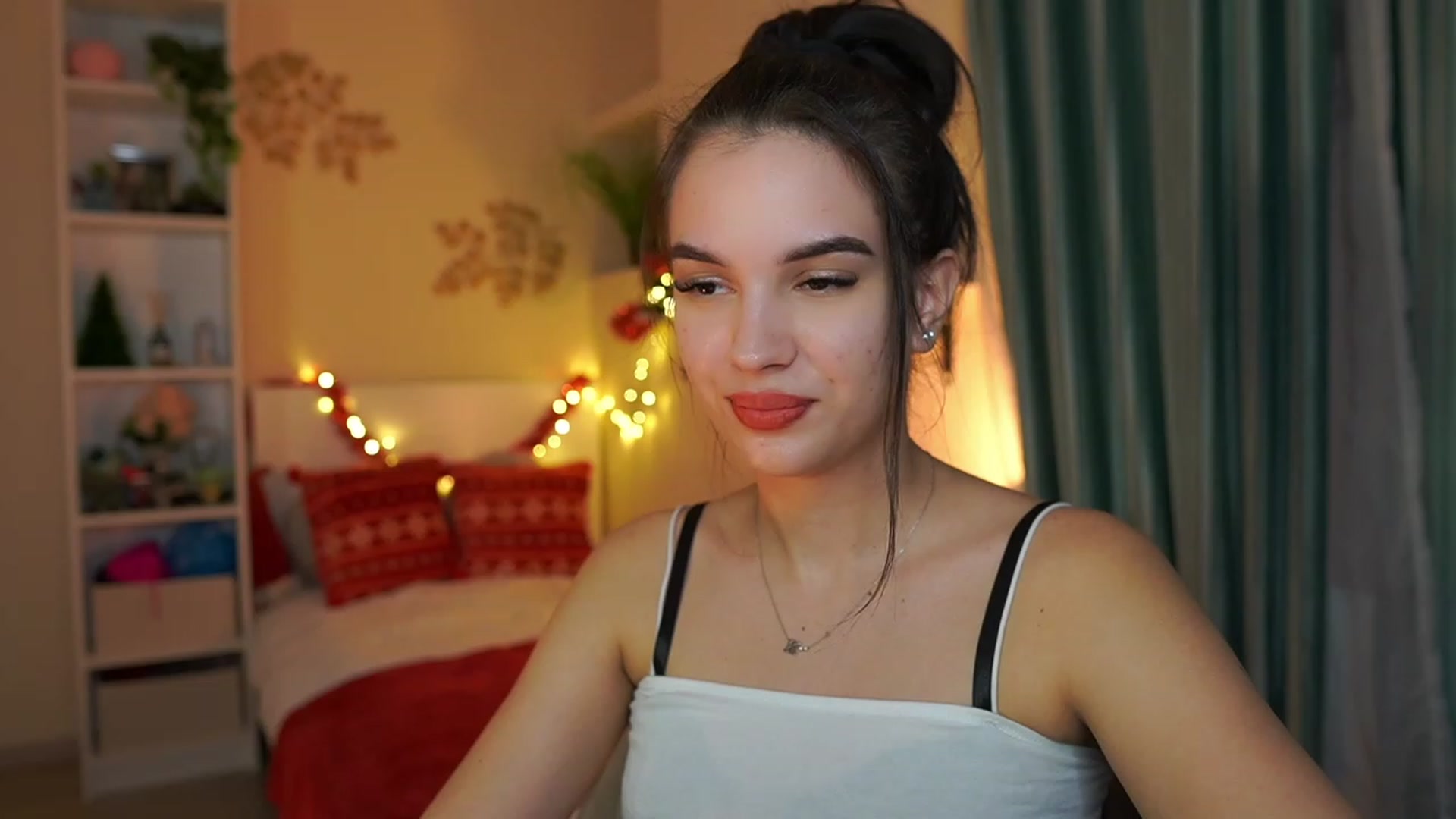 Gallery image thumbnail from Kylie_Quinn's myfreecams stream on, 12/29/2023, 22:46 image 2 of 20