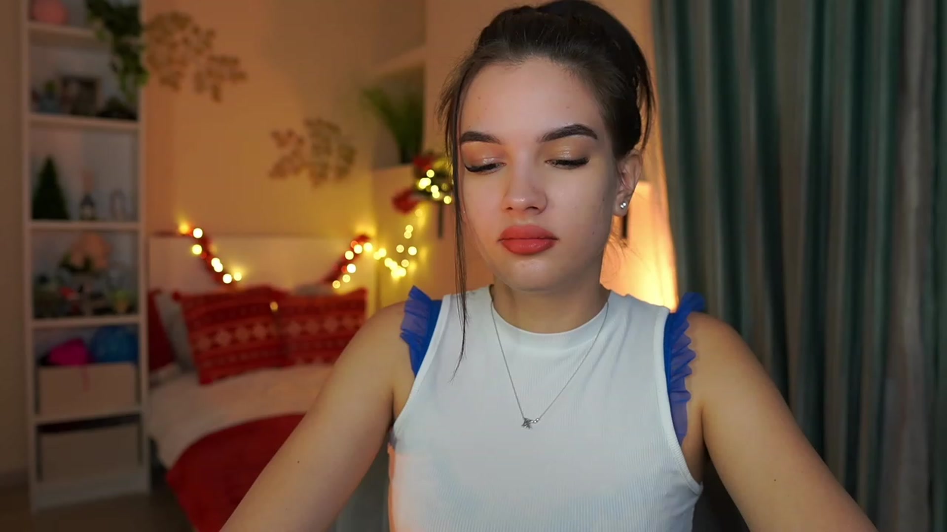 Gallery image thumbnail from Kylie_Quinn's myfreecams stream on, 12/30/2023, 20:27 image 5 of 20