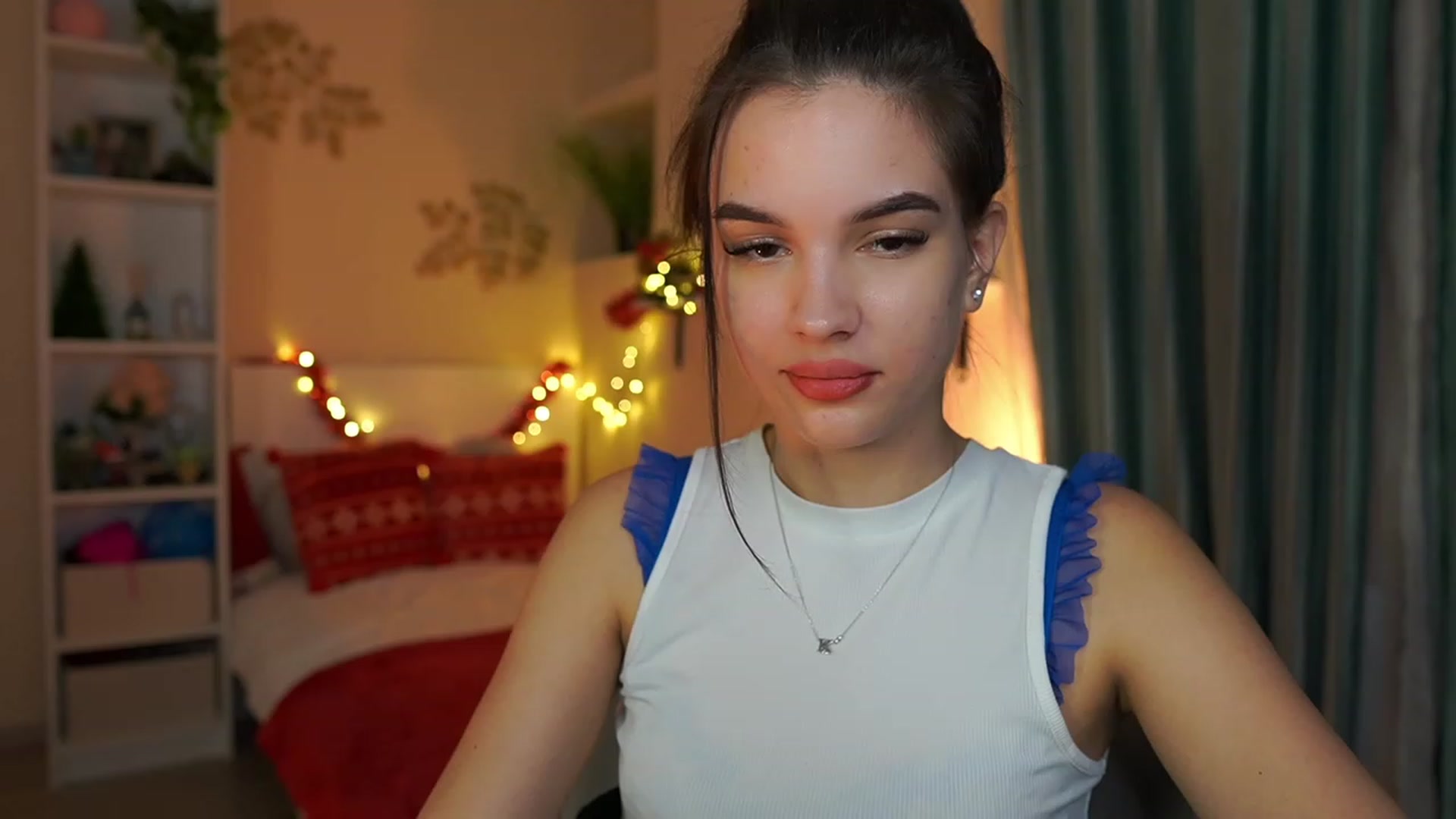 Gallery image thumbnail from Kylie_Quinn's myfreecams stream on, 12/30/2023, 20:27 image 19 of 20