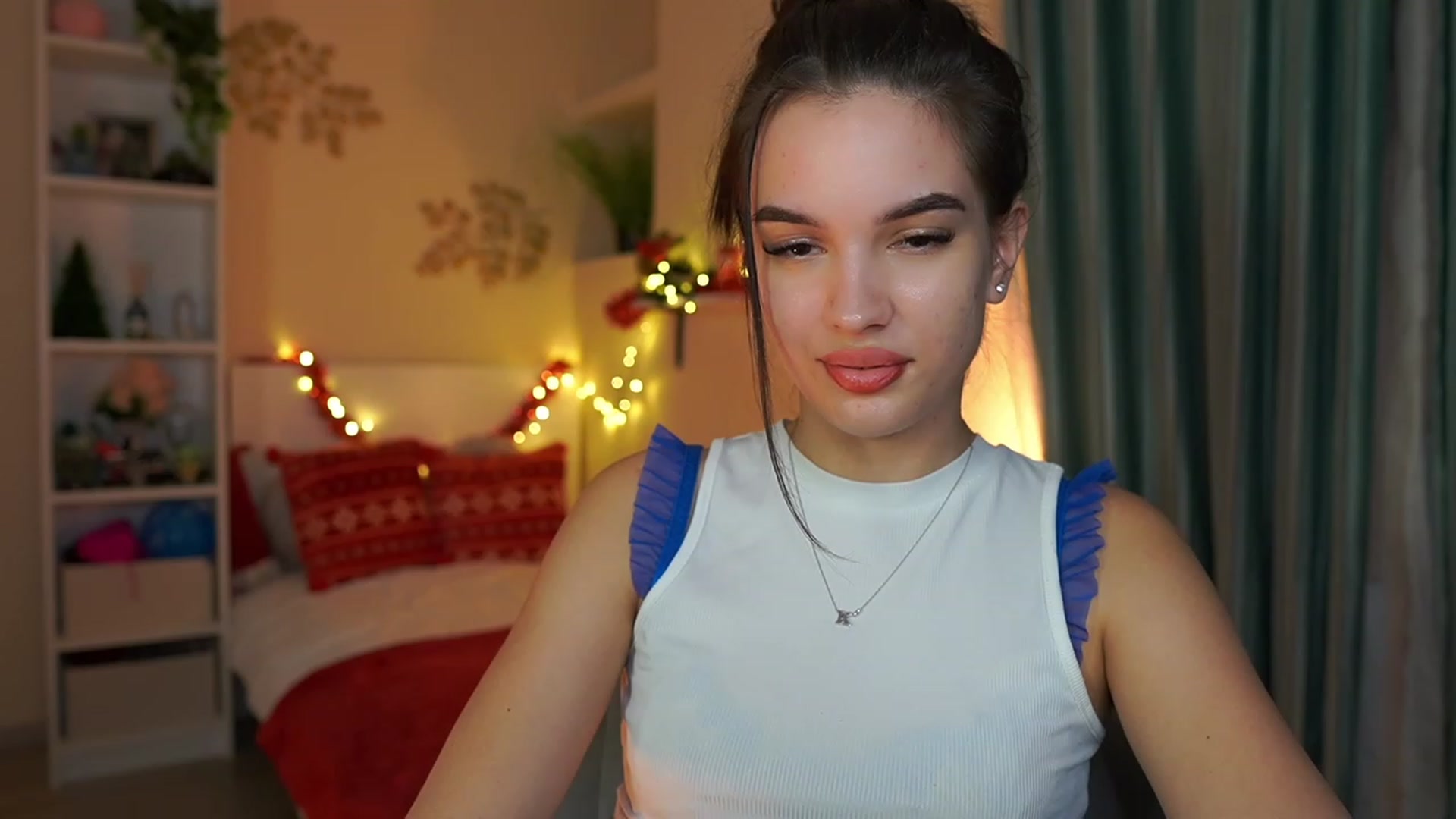 Gallery image thumbnail from Kylie_Quinn's myfreecams stream on, 12/30/2023, 21:39 image 6 of 20