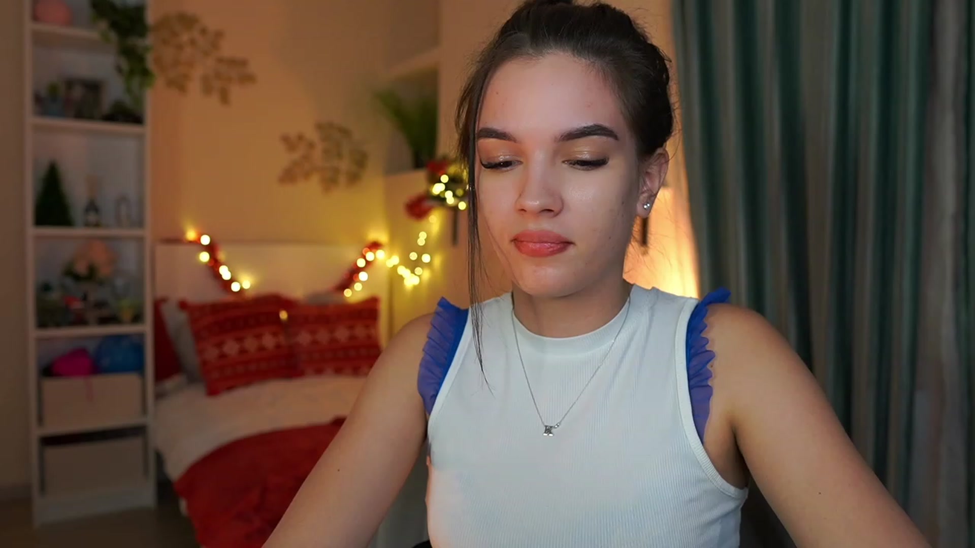 Gallery image thumbnail from Kylie_Quinn's myfreecams stream on, 12/30/2023, 21:39 image 8 of 20