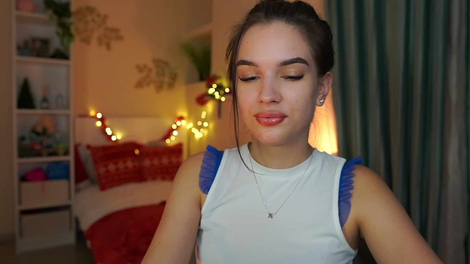 Gallery image thumbnail from Kylie_Quinn's myfreecams stream on, 12/30/2023, 21:39 image 19 of 20