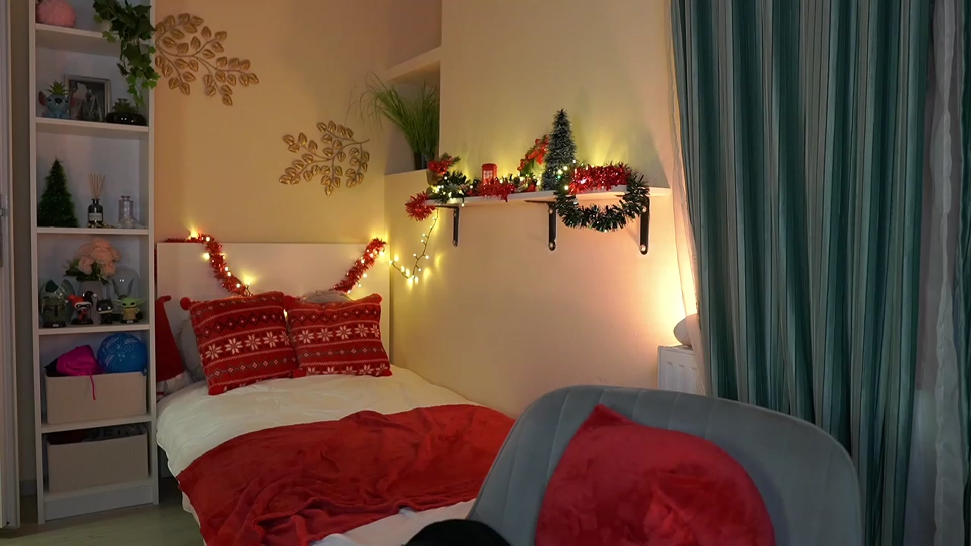 Gallery image thumbnail from Kylie_Quinn's myfreecams stream on, 12/30/2023, 22:55 image 1 of 20