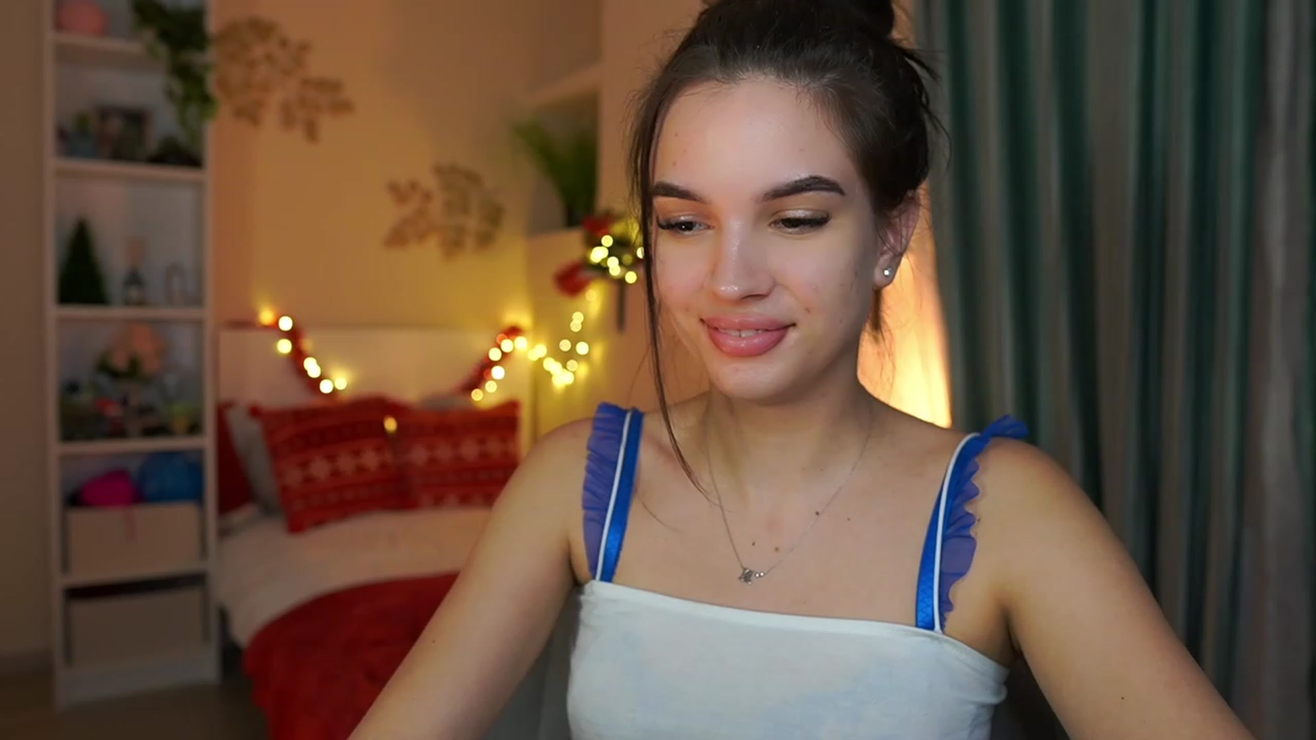 Gallery image thumbnail from Kylie_Quinn's myfreecams stream on, 12/31/2023, 24:01 image 15 of 20