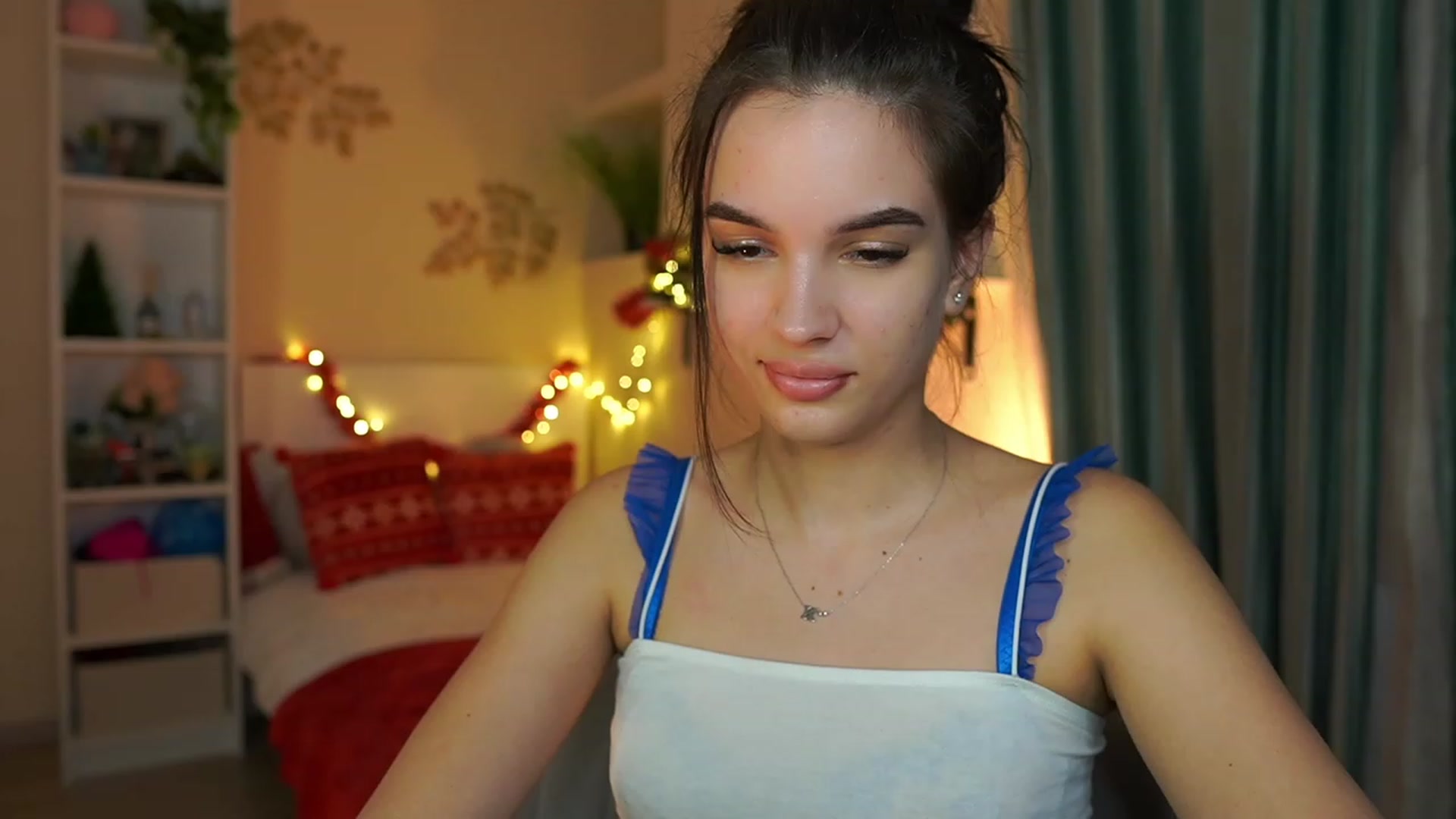 Gallery image thumbnail from Kylie_Quinn's myfreecams stream on, 12/31/2023, 24:18 image 5 of 20