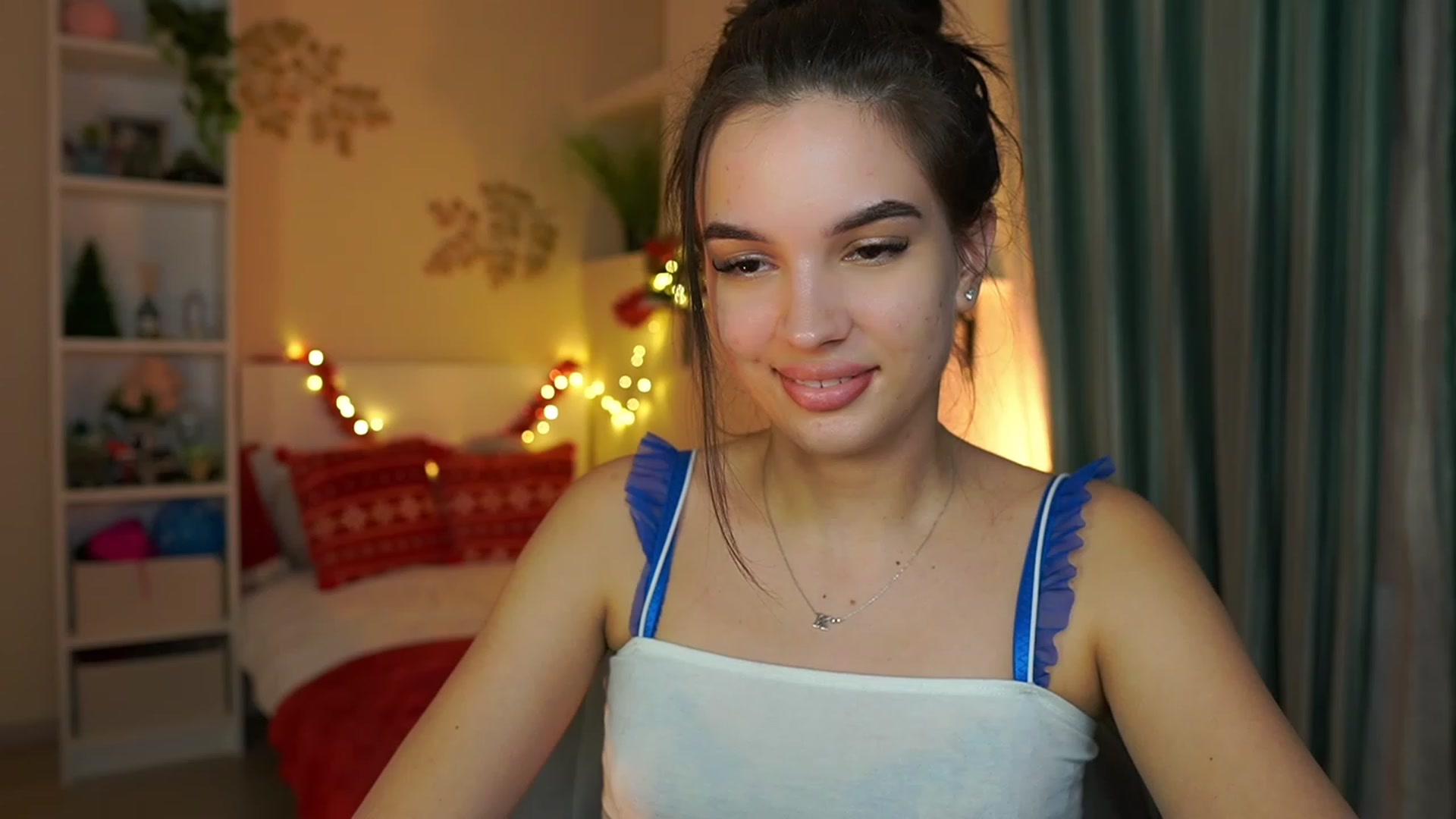 Gallery image thumbnail from Kylie_Quinn's myfreecams stream on, 12/31/2023, 24:18 image 9 of 20