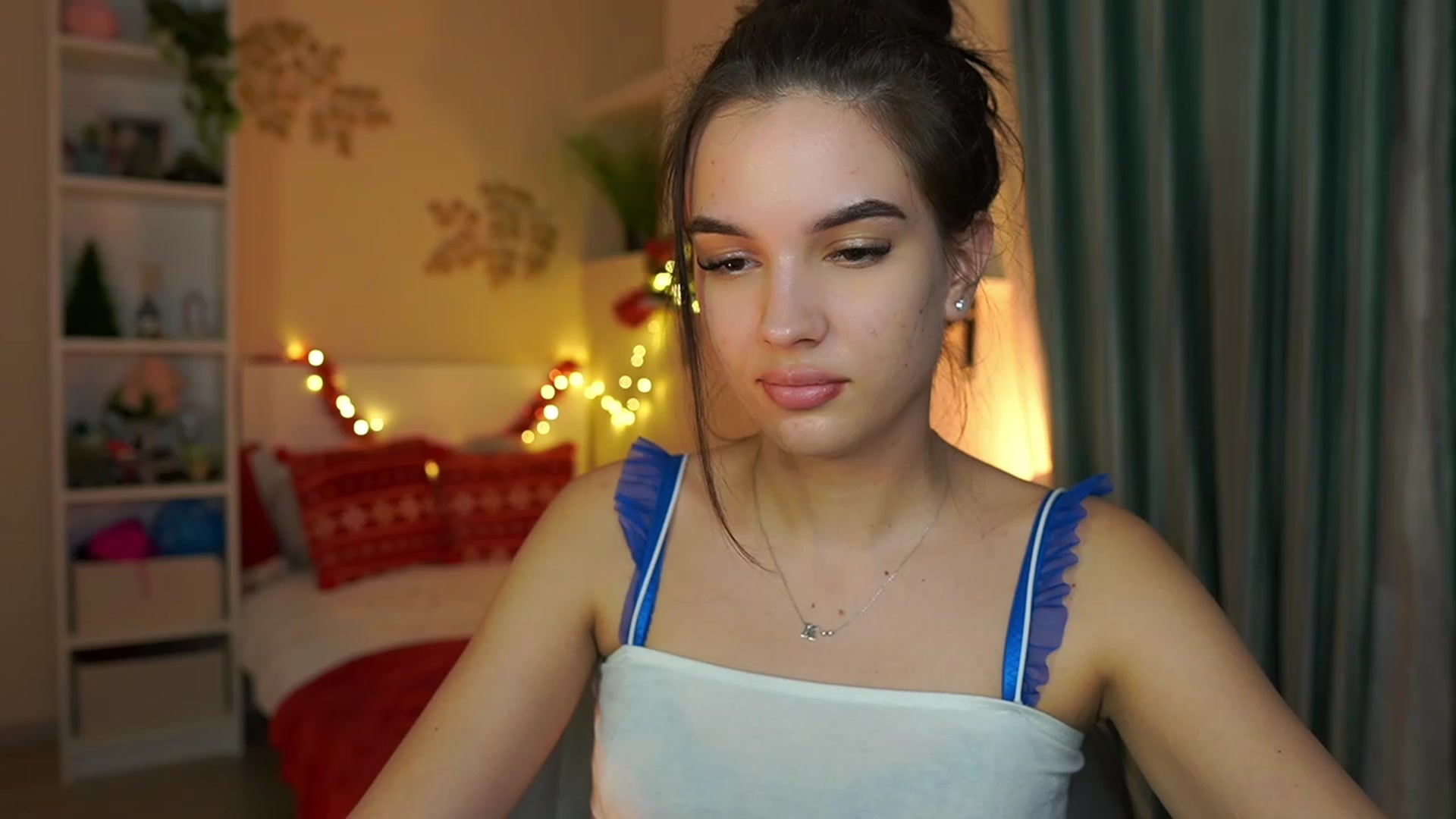 Gallery image thumbnail from Kylie_Quinn's myfreecams stream on, 12/31/2023, 24:18 image 12 of 20