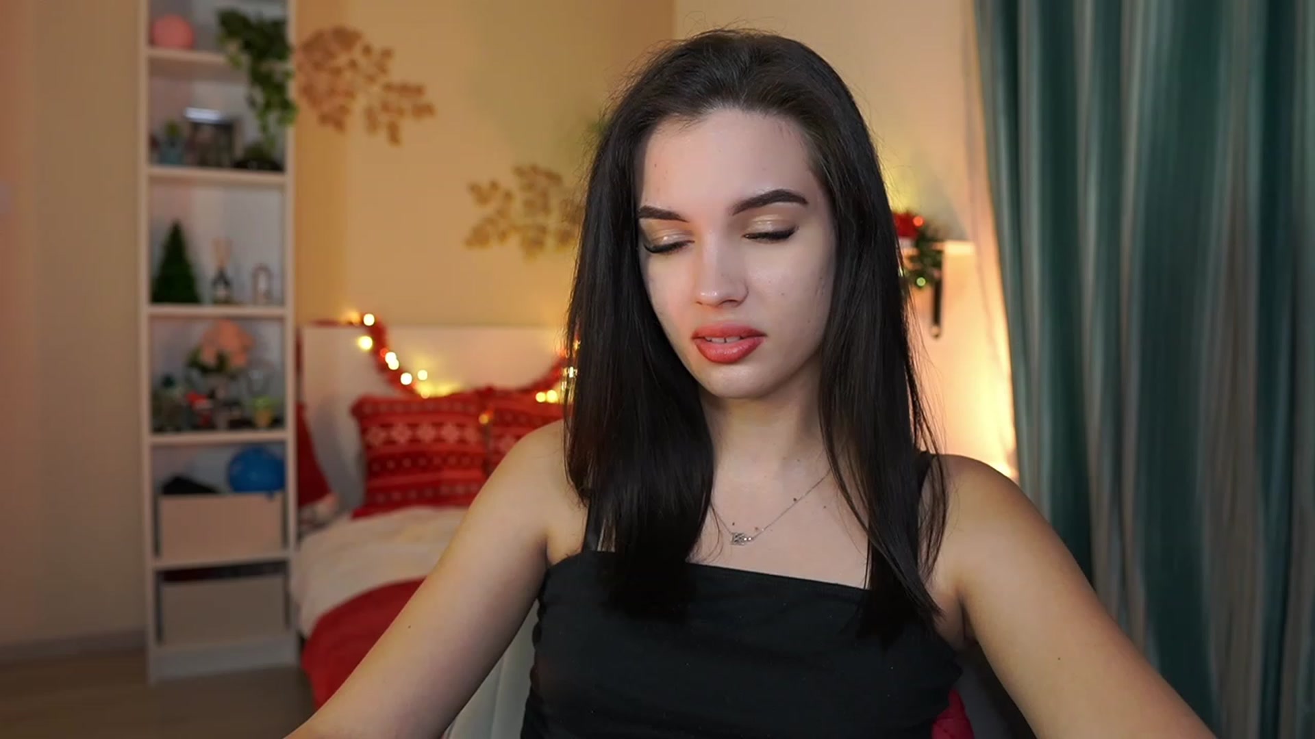 Gallery image thumbnail from Kylie_Quinn's myfreecams stream on, 01/07/2024, 20:52 image 12 of 20