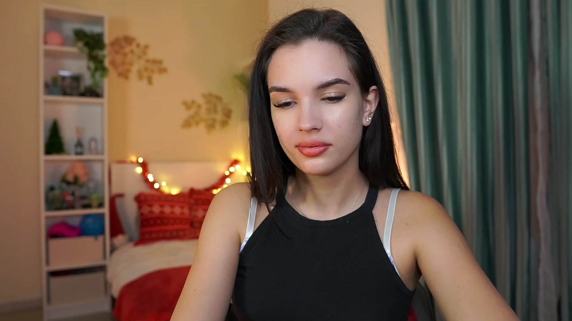 Gallery image thumbnail from Kylie_Quinn's myfreecams stream on, 01/09/2024, 21:10 image 13 of 20