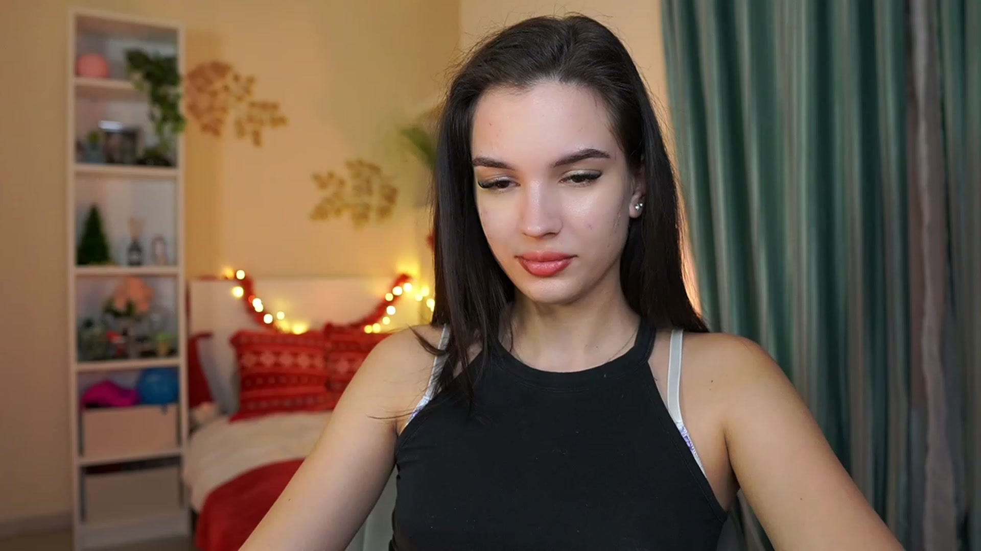 Gallery image thumbnail from Kylie_Quinn's myfreecams stream on, 01/09/2024, 21:10 image 1 of 20