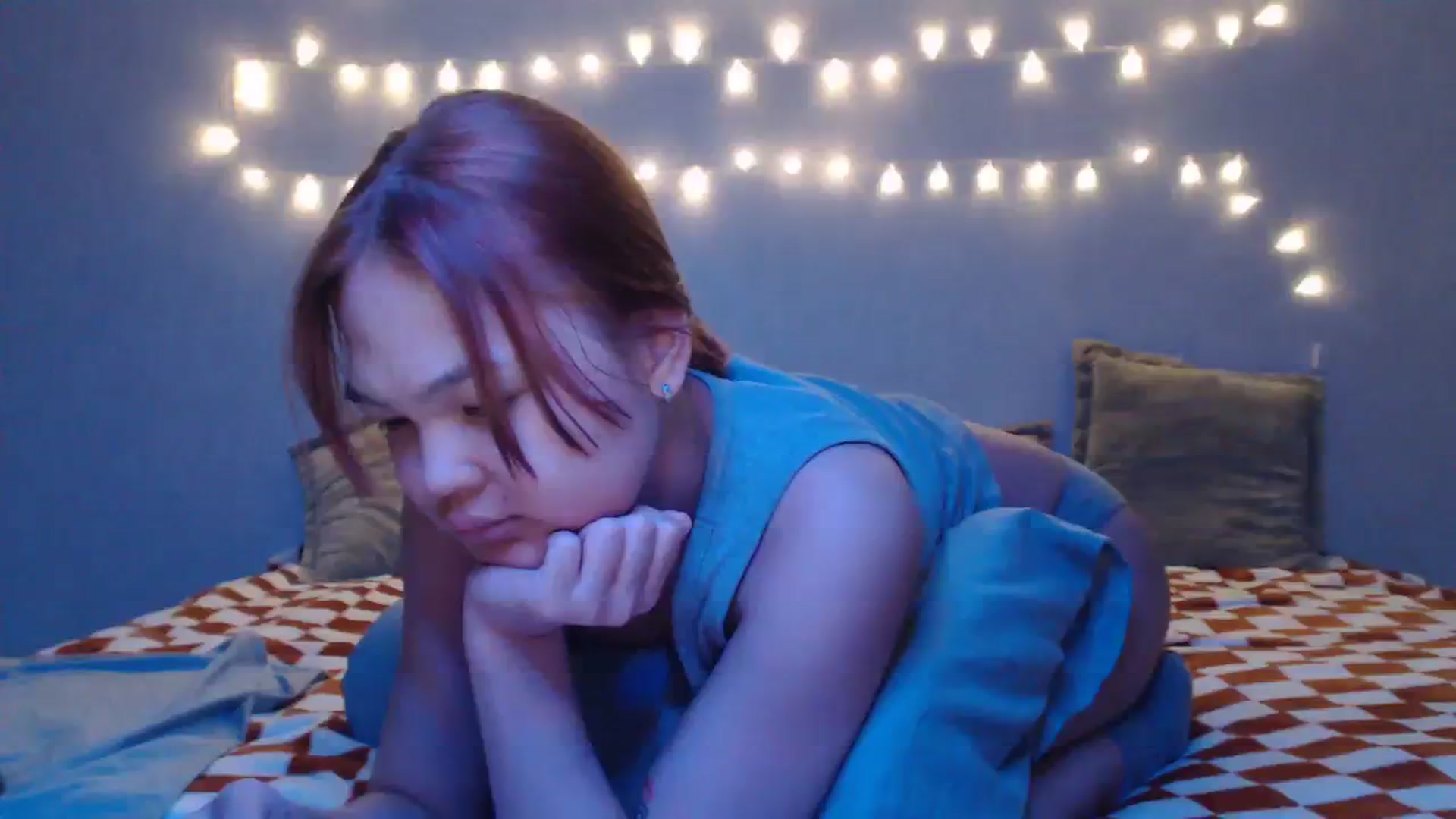 Gallery image thumbnail from Kylie_X's myfreecams stream on, 03/02/2024, 13:41 image 17 of 20