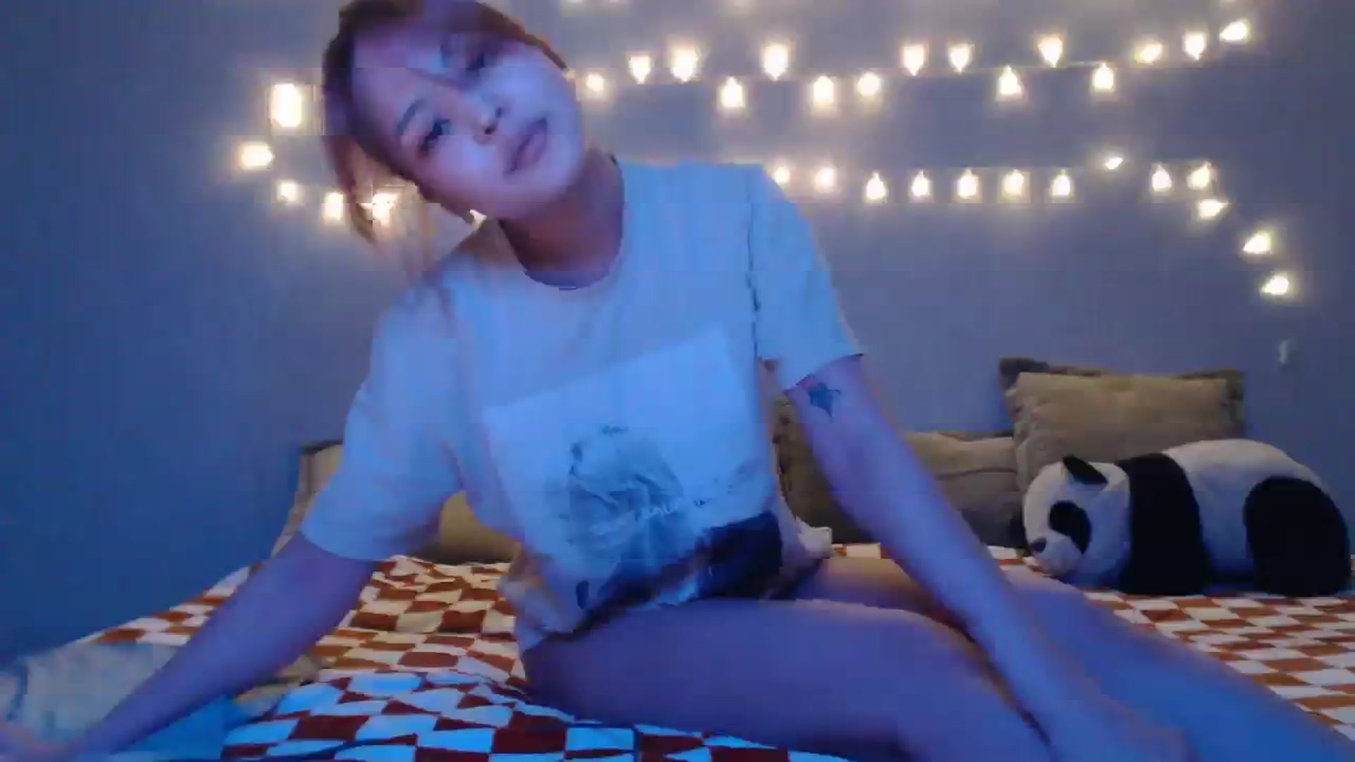 Gallery image thumbnail from Kylie_X's myfreecams stream on, 03/04/2024, 12:19 image 13 of 20
