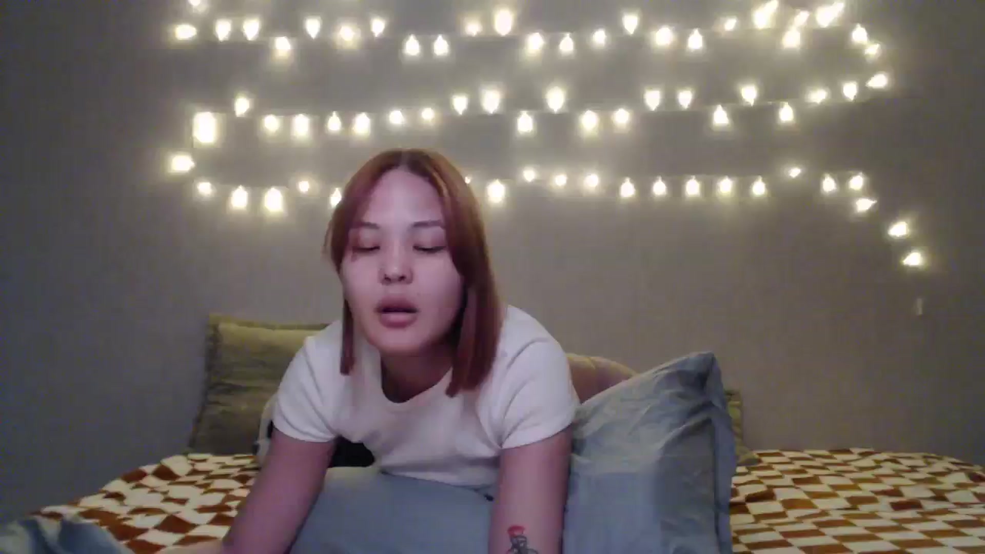 Gallery image thumbnail from Kylie_X's myfreecams stream on, 03/05/2024, 15:51 image 18 of 20