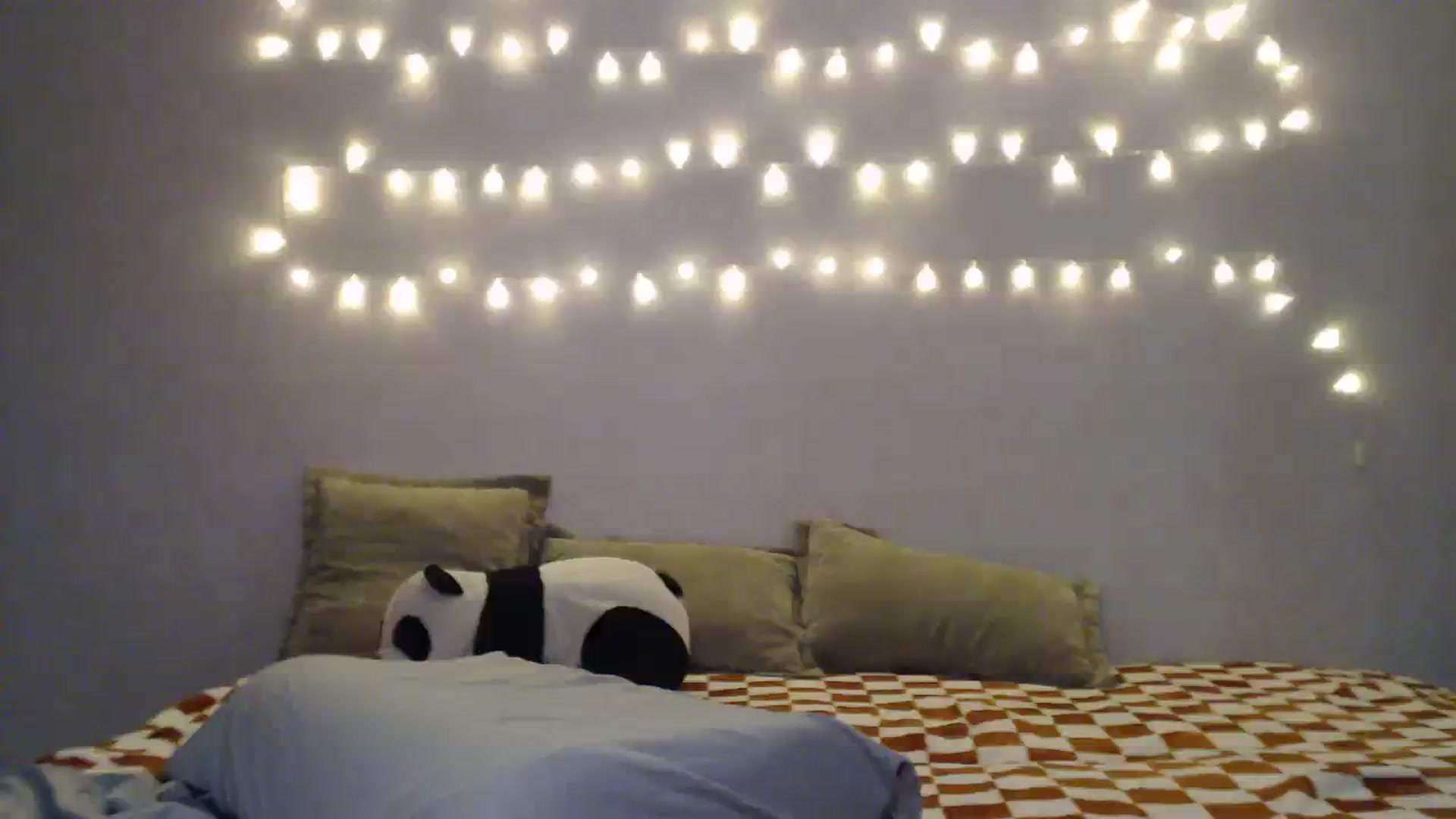 Gallery image thumbnail from Kylie_X's myfreecams stream on, 03/05/2024, 15:51 image 11 of 20