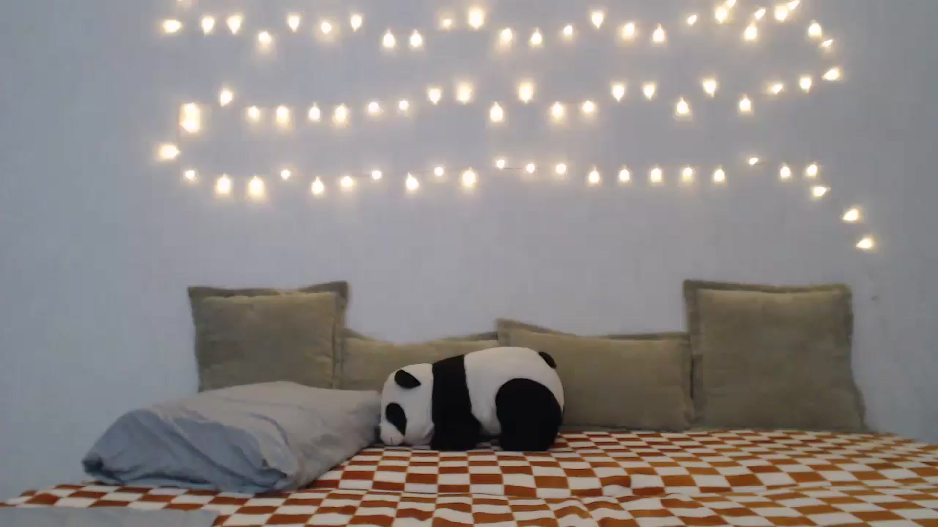 Gallery image thumbnail from Kylie_X's myfreecams stream on, 03/06/2024, 09:41 image 15 of 20