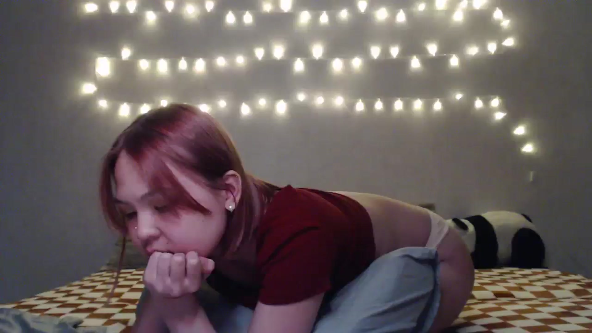 Gallery image thumbnail from Kylie_X's myfreecams stream on, 03/07/2024, 15:30 image 9 of 20