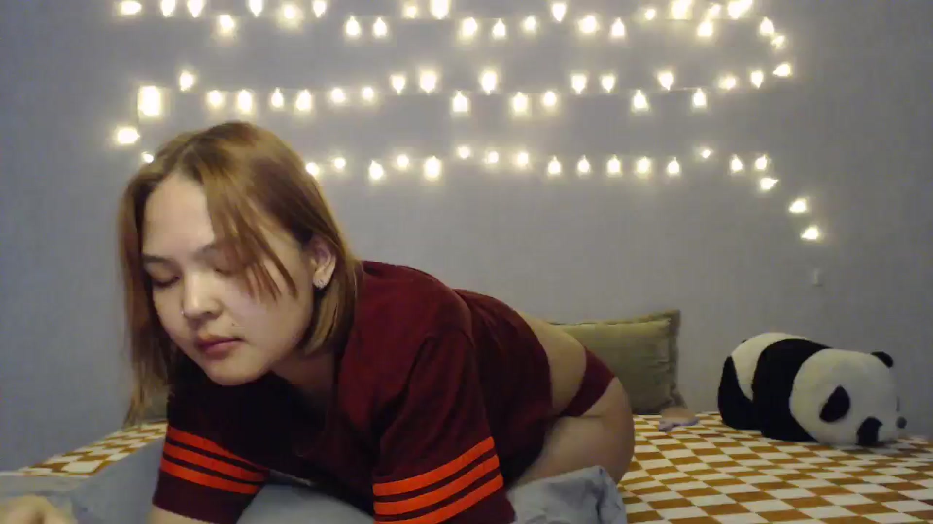 Gallery image thumbnail from Kylie_X's myfreecams stream on, 03/12/2024, 15:34 image 1 of 20