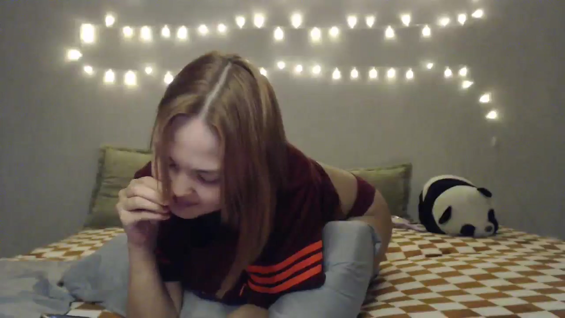 Gallery image thumbnail from Kylie_X's myfreecams stream on, 03/12/2024, 17:15 image 8 of 20
